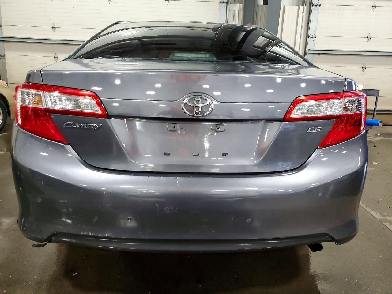 2012 Toyota Camry Le Gray vin: 4T1BF1FK9CU173661