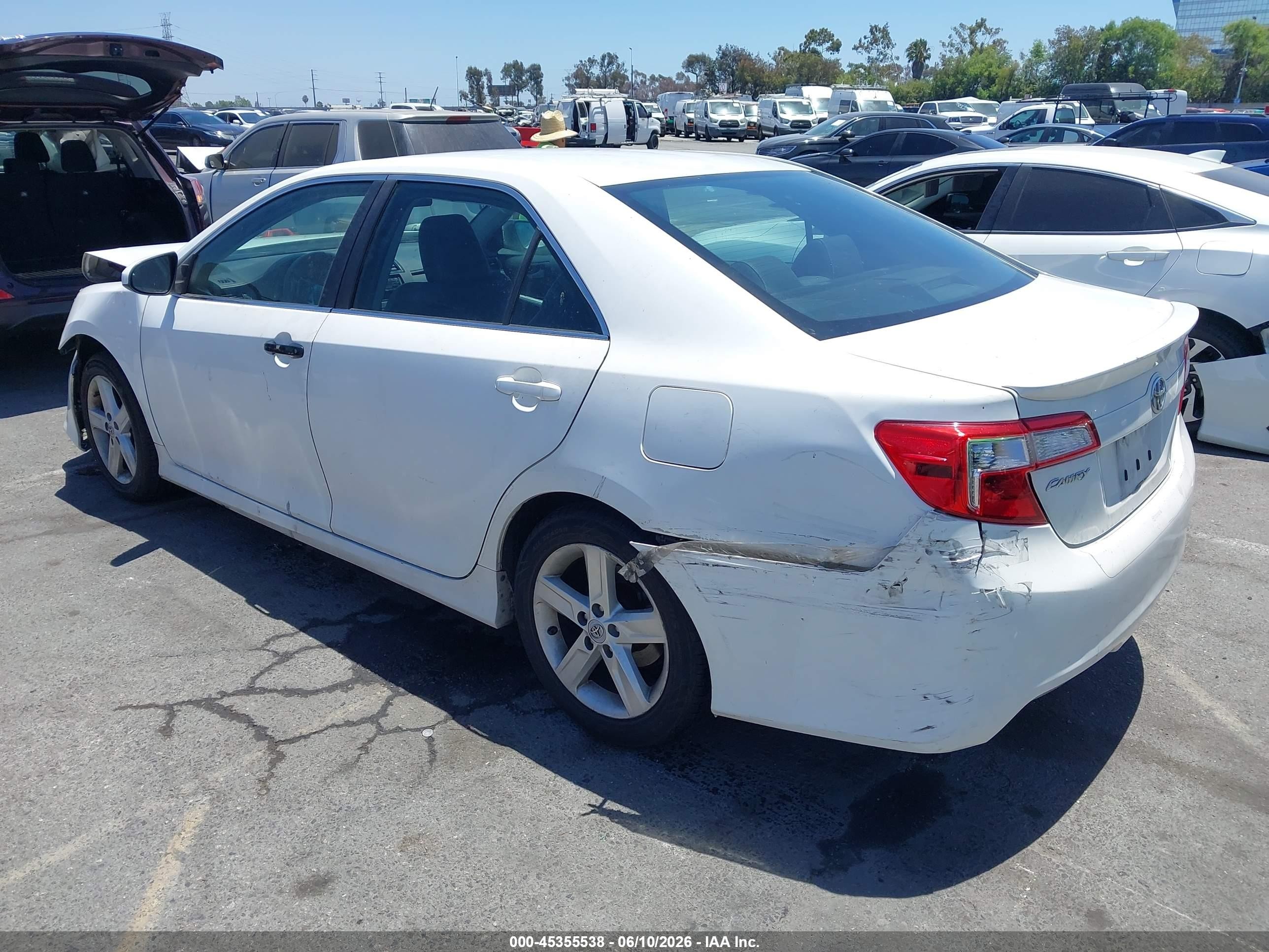 2012 Toyota Camry Se White vin: 4T1BF1FK9CU516131