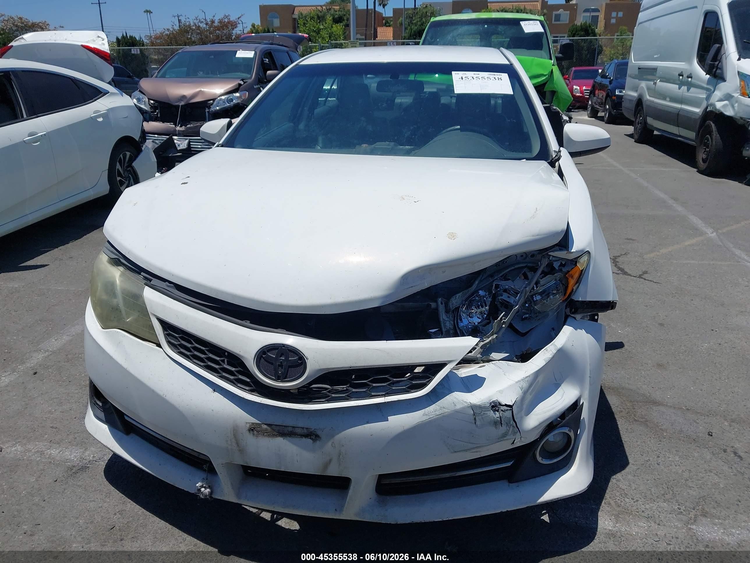 2012 Toyota Camry Se White vin: 4T1BF1FK9CU516131