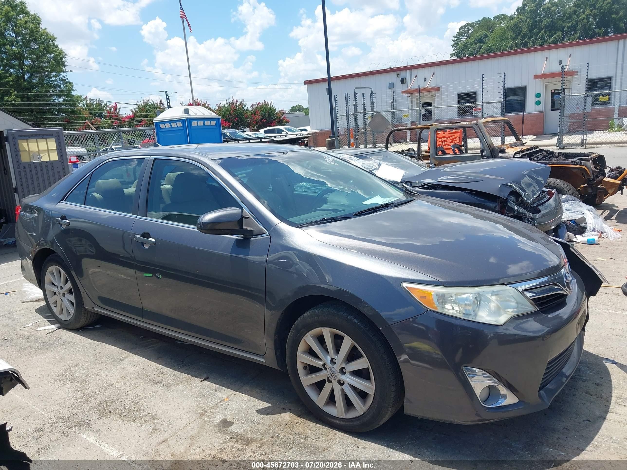 2012 Toyota Camry Xle Gray vin: 4T1BF1FK9CU518929