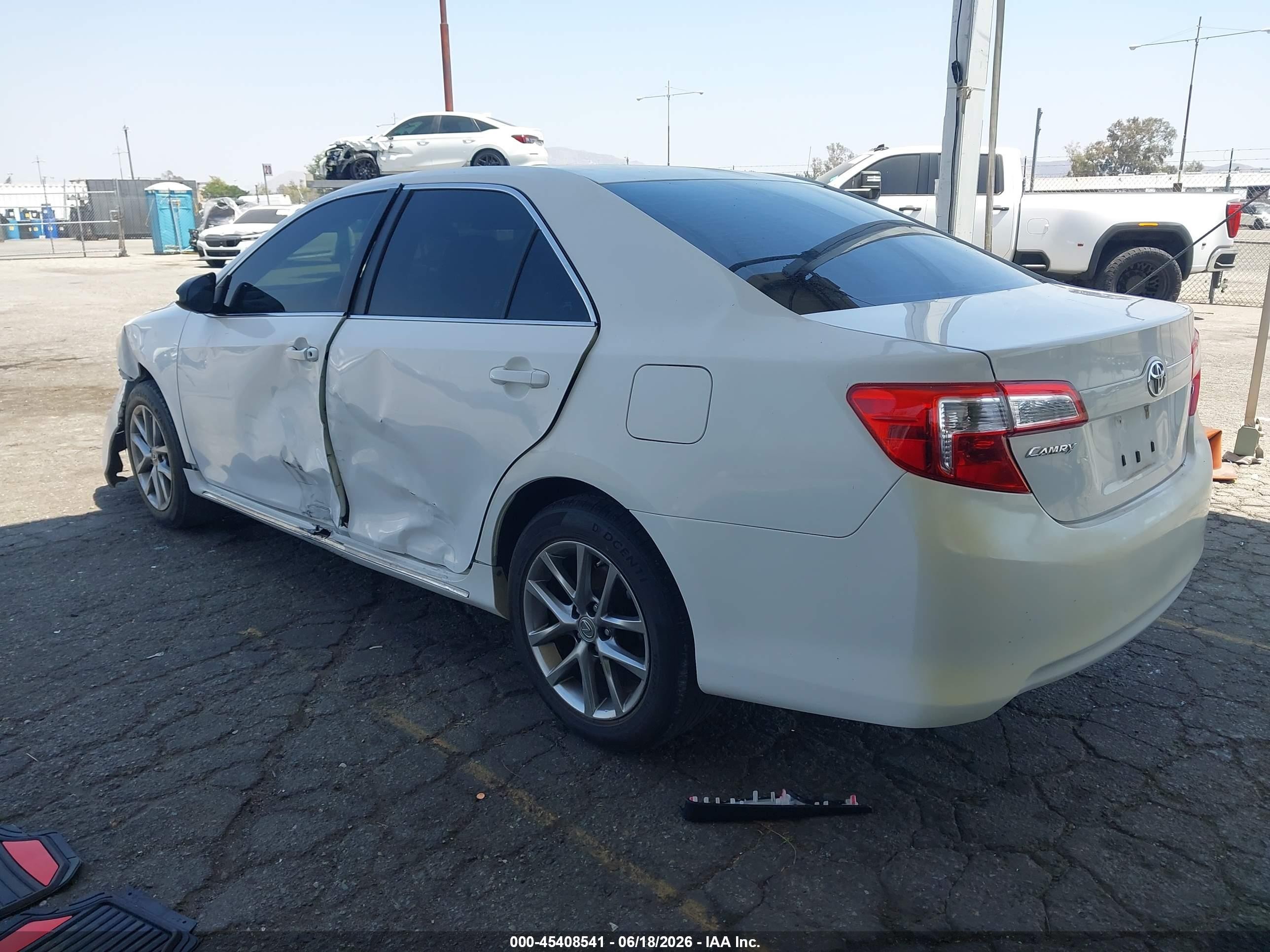 2012 Toyota Camry Le White vin: 4T1BF1FK9CU536721