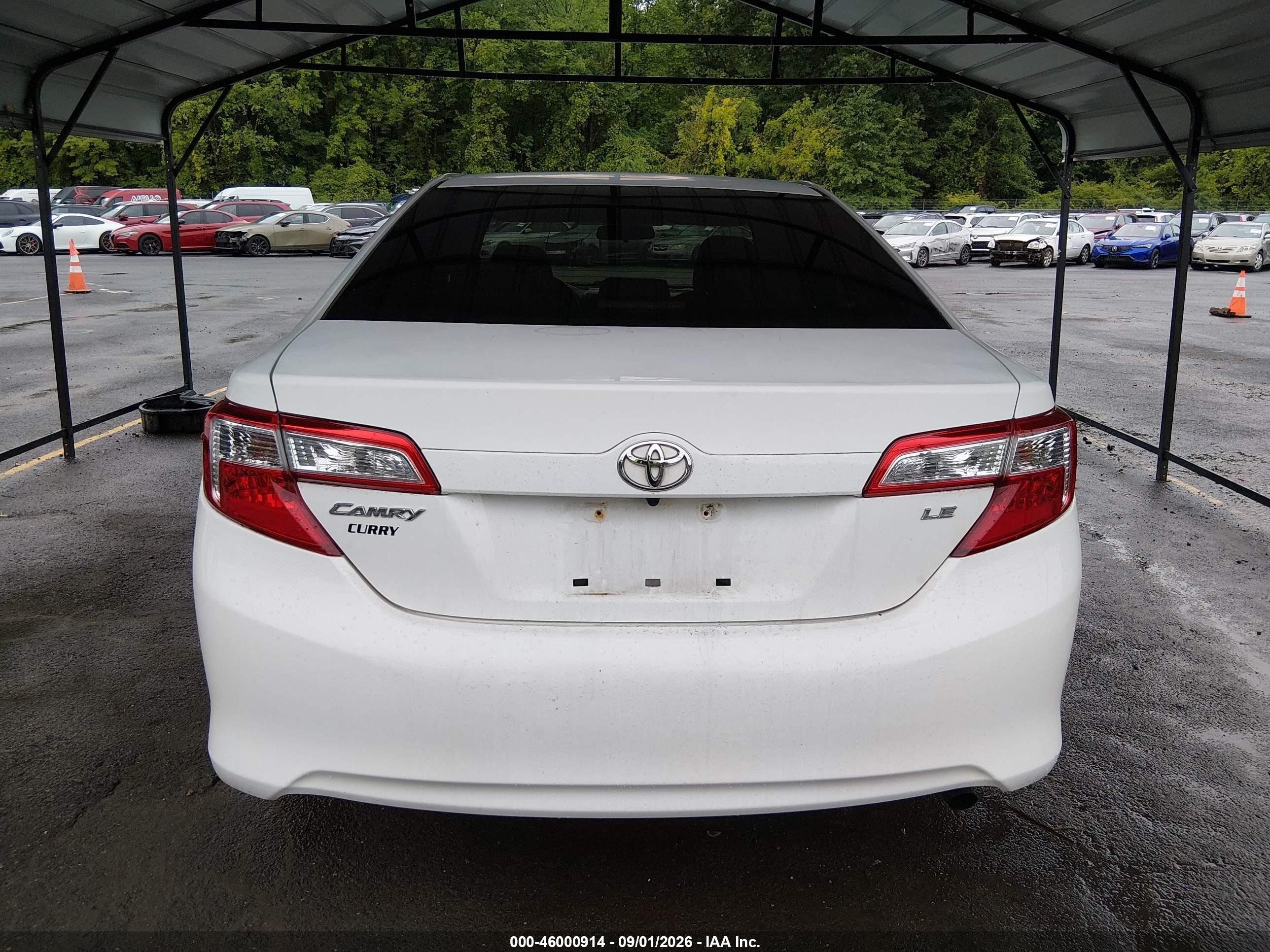 2012 Toyota Camry Le White vin: 4T1BF1FK9CU550568