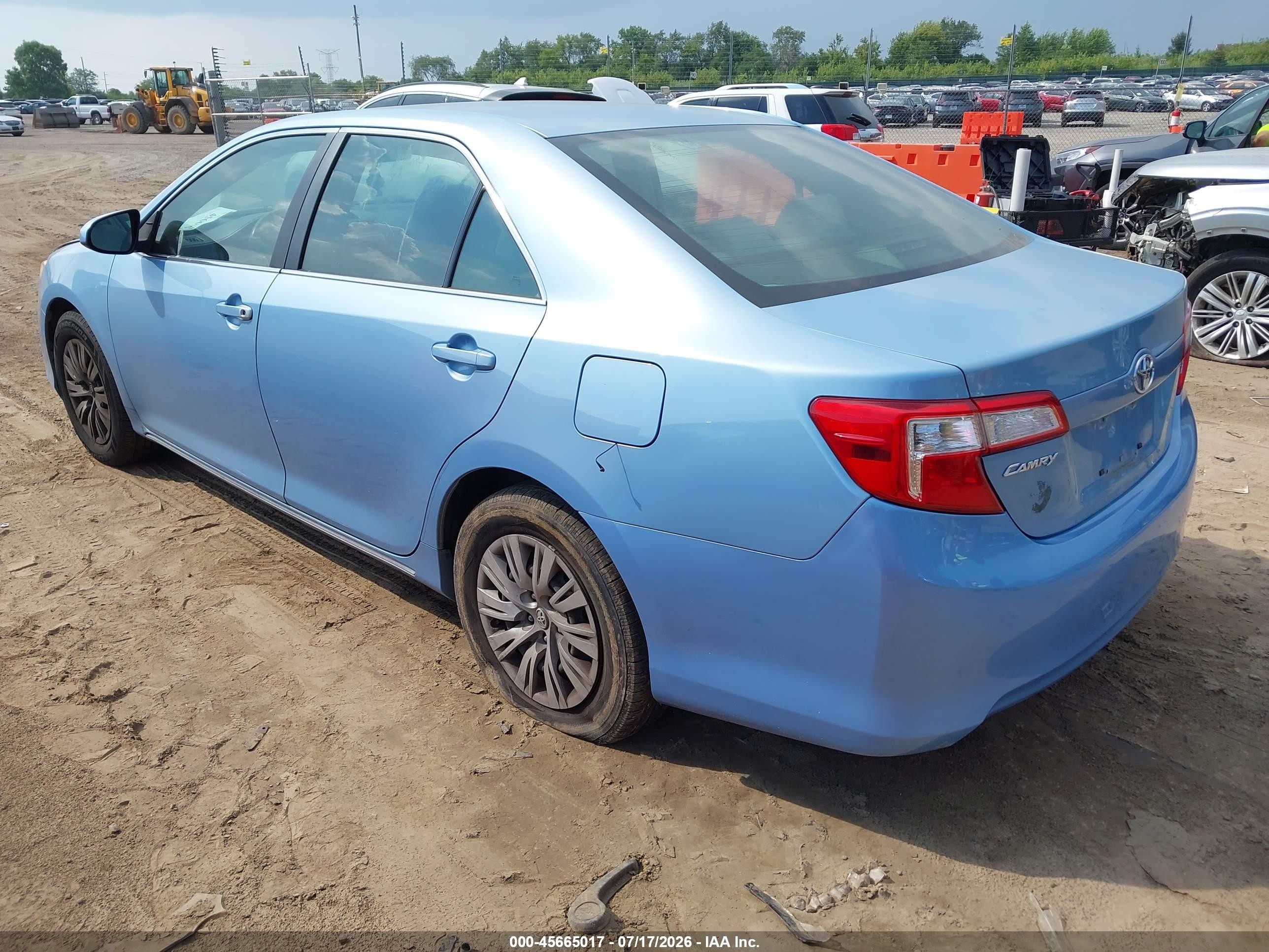 2012 Toyota Camry Le Blue vin: 4T1BF1FK9CU557830
