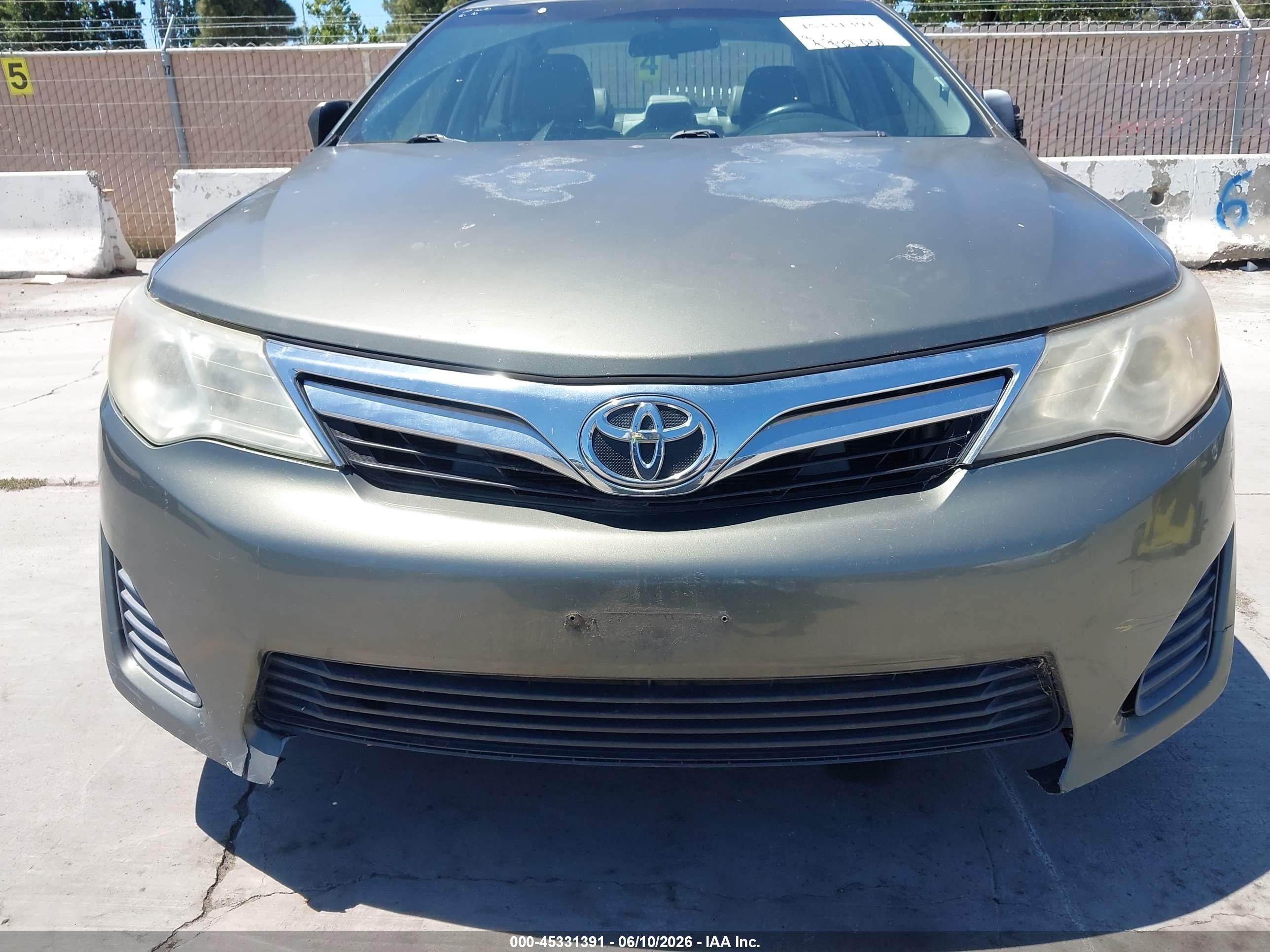 2012 Toyota Camry Le Green vin: 4T1BF1FK9CU563529