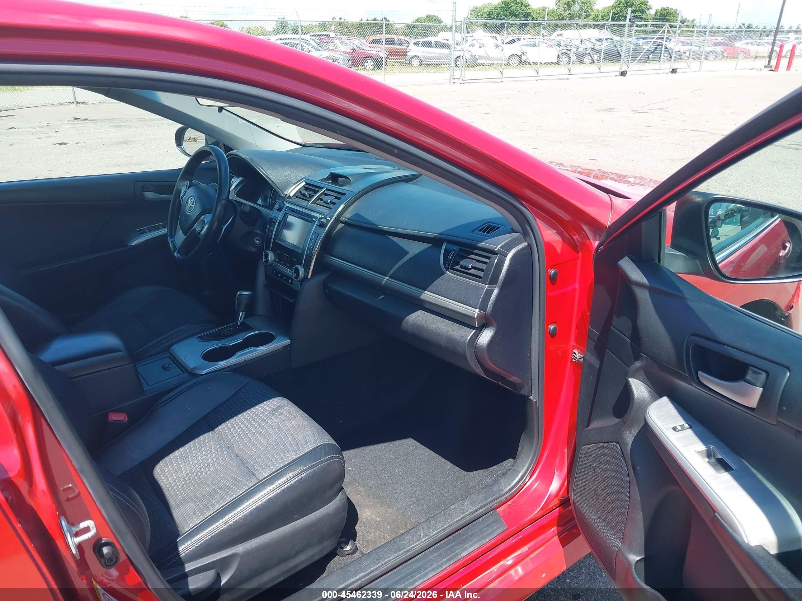 2012 Toyota Camry Se Red vin: 4T1BF1FK9CU566818