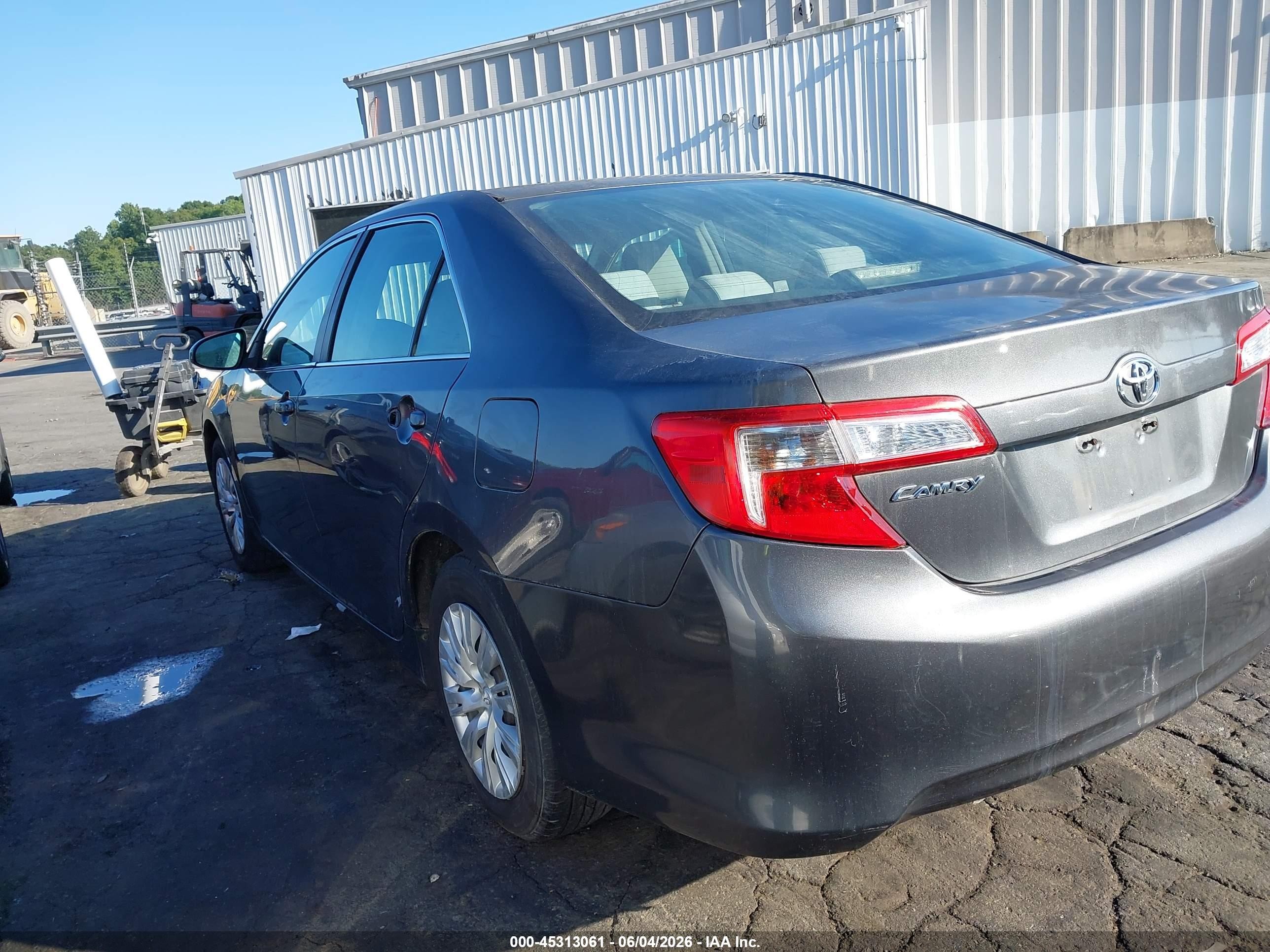 2012 Toyota Camry L Gray vin: 4T1BF1FK9CU572196