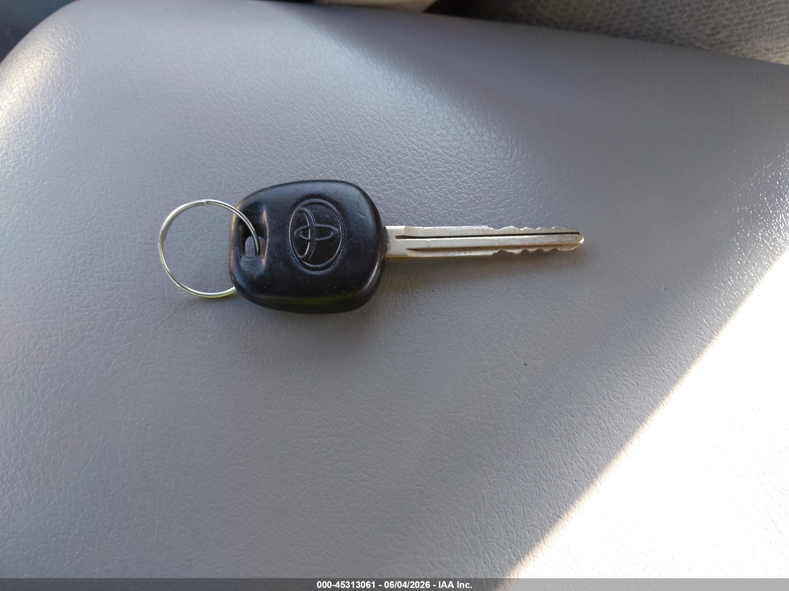 2012 Toyota Camry L Gray vin: 4T1BF1FK9CU572196