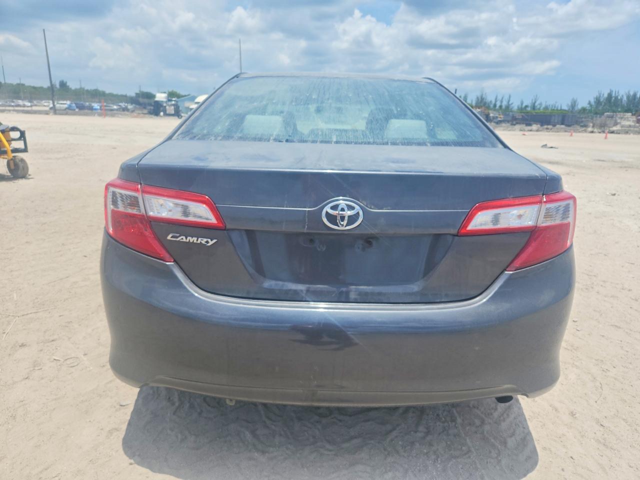 2012 Toyota Camry L Gray vin: 4T1BF1FK9CU572196