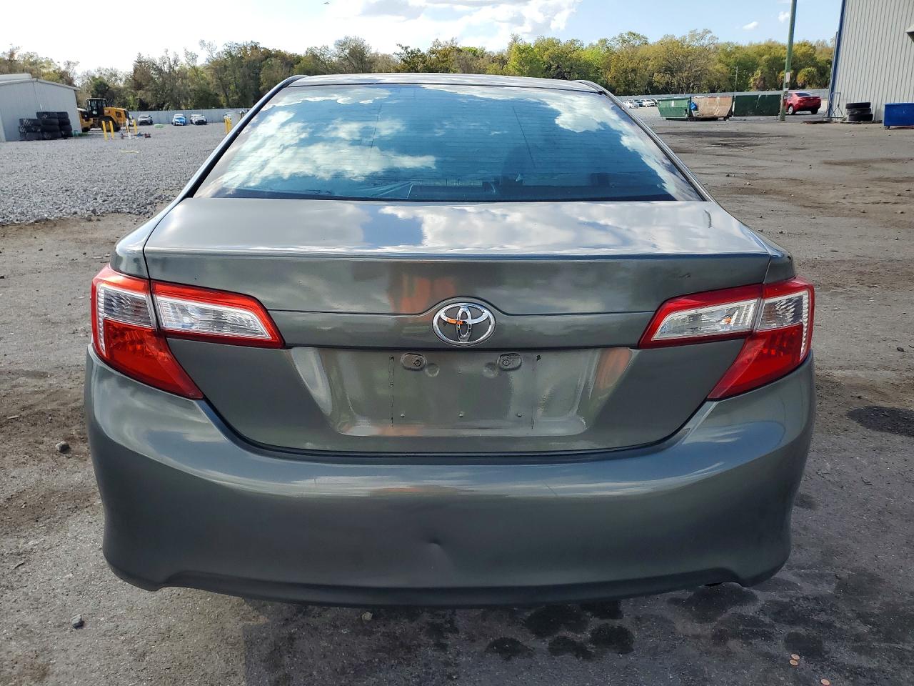 2012 Toyota Camry L Green vin: 4T1BF1FK9CU572506