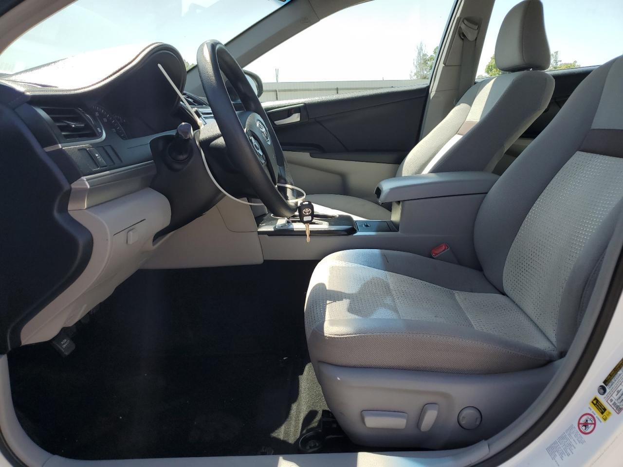 2012 Toyota Camry Base   White vin: 4T1BF1FK9CU576037