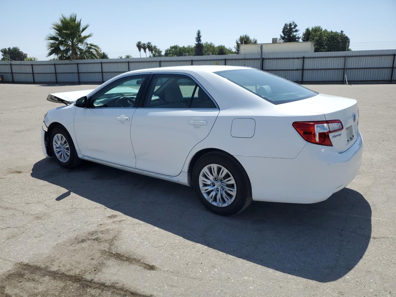 2012 Toyota Camry Base   White vin: 4T1BF1FK9CU576037
