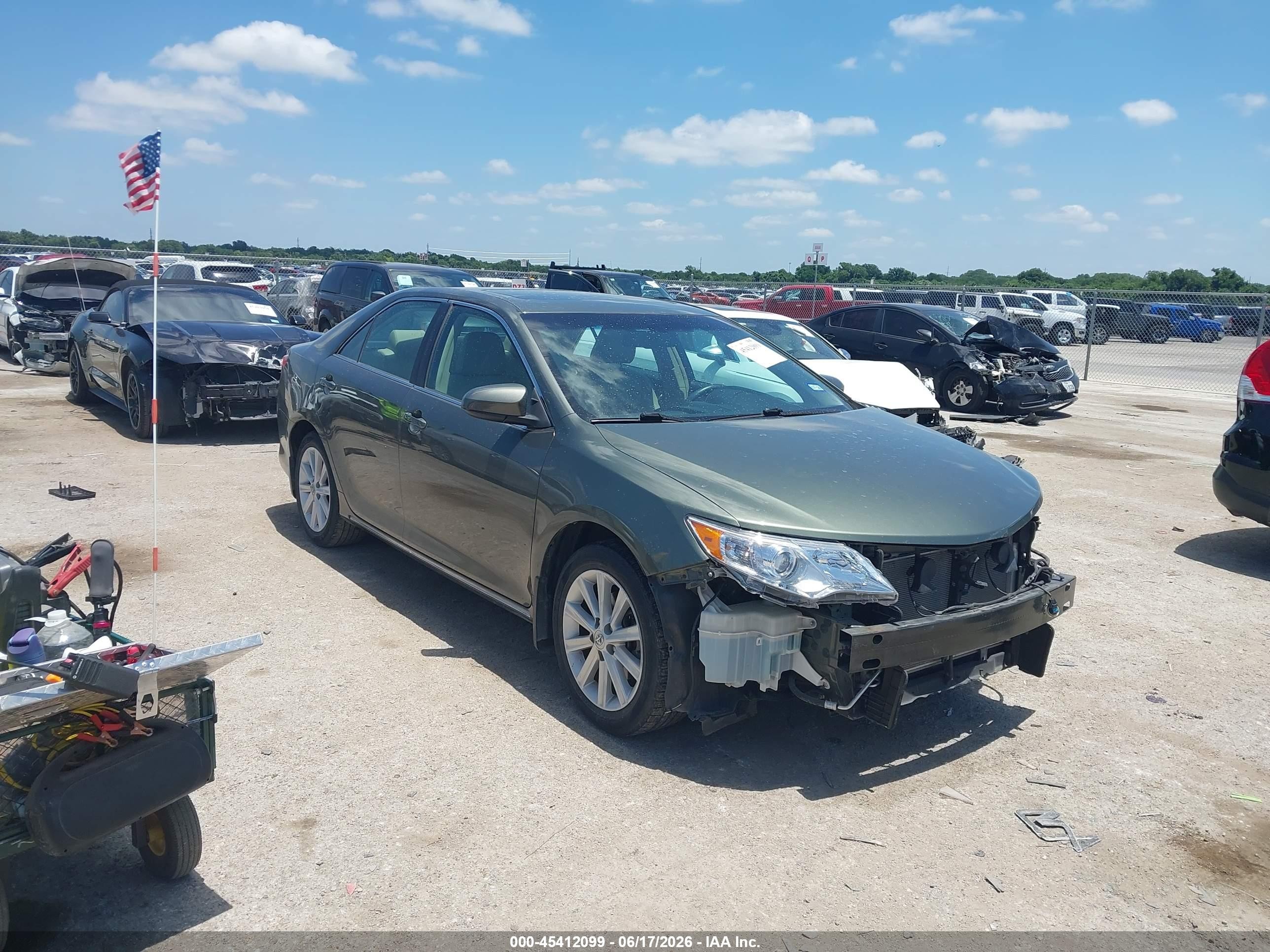 2012 Toyota Camry Xle Gray vin: 4T1BF1FK9CU601437