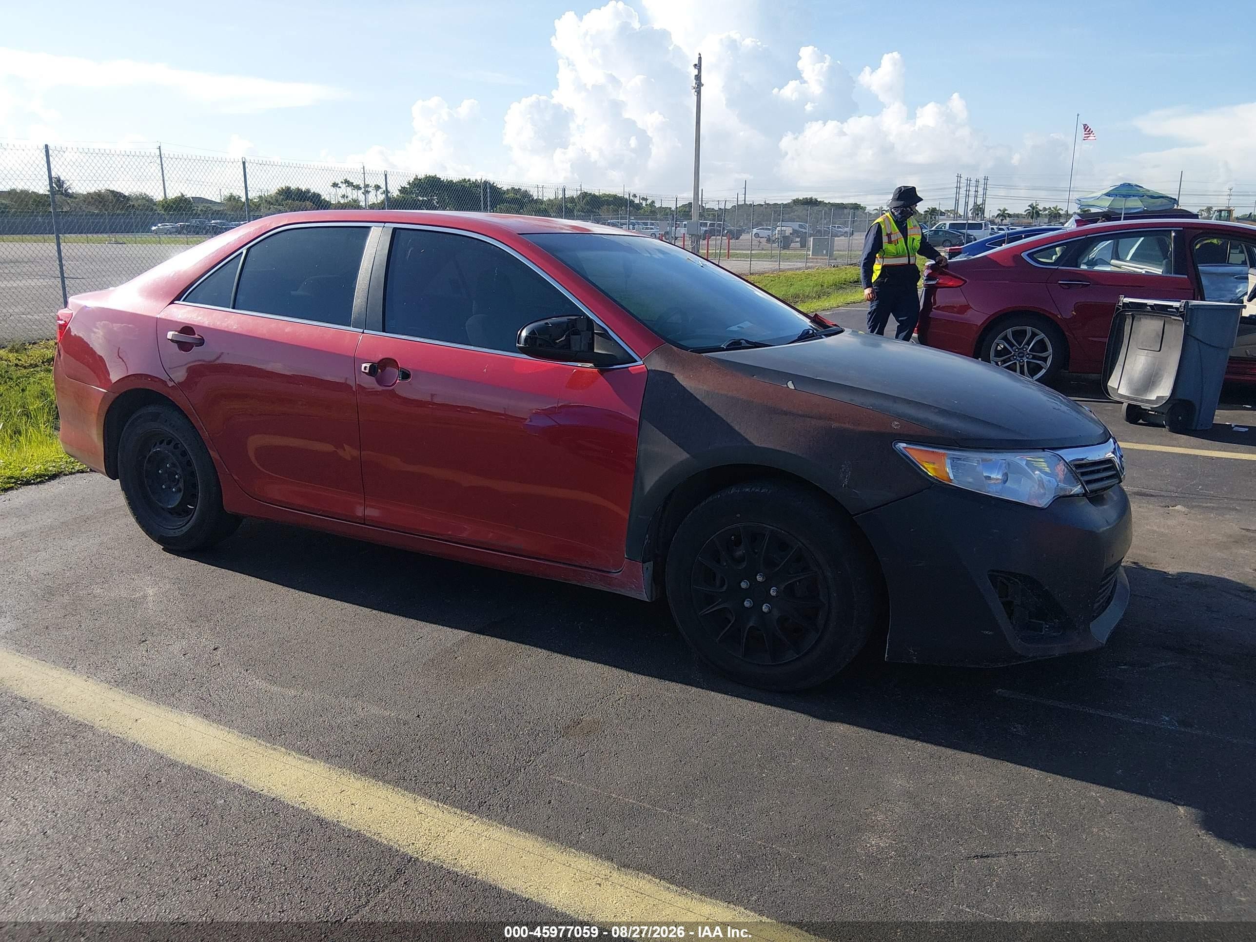 2012 Toyota Camry L Red vin: 4T1BF1FK9CU636351