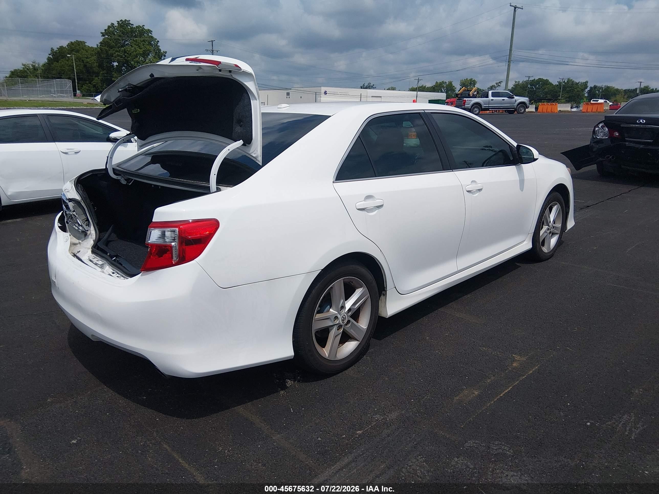 2013 Toyota Camry Se White vin: 4T1BF1FK9DU204912