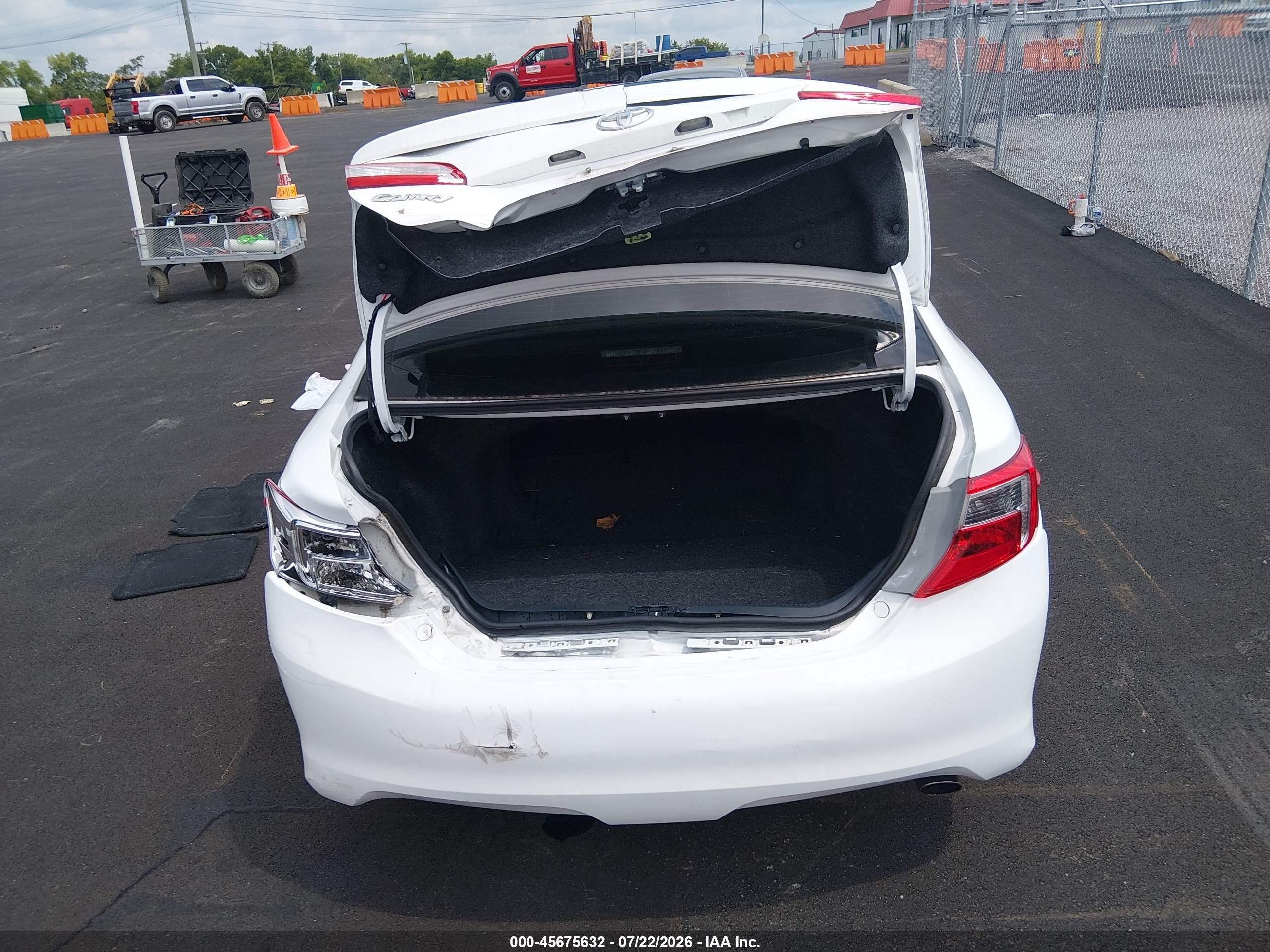 2013 Toyota Camry Se White vin: 4T1BF1FK9DU204912