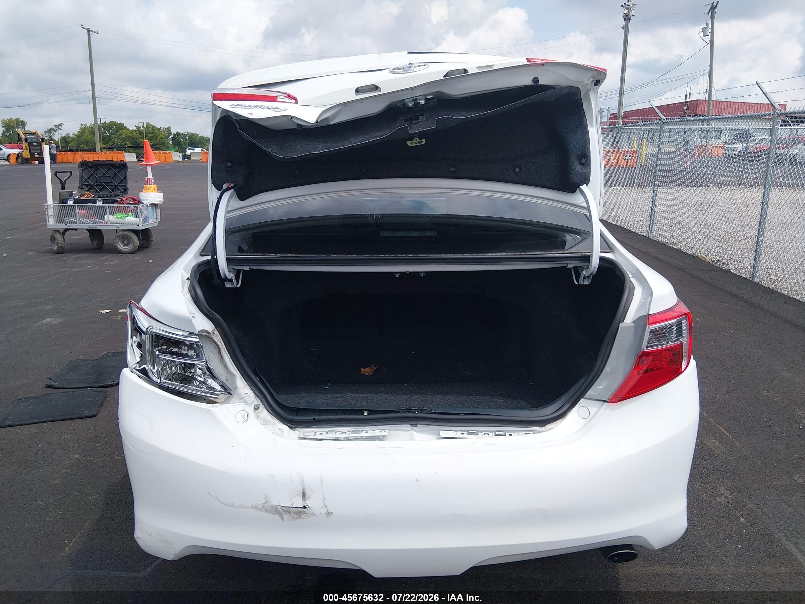 2013 Toyota Camry Se White vin: 4T1BF1FK9DU204912