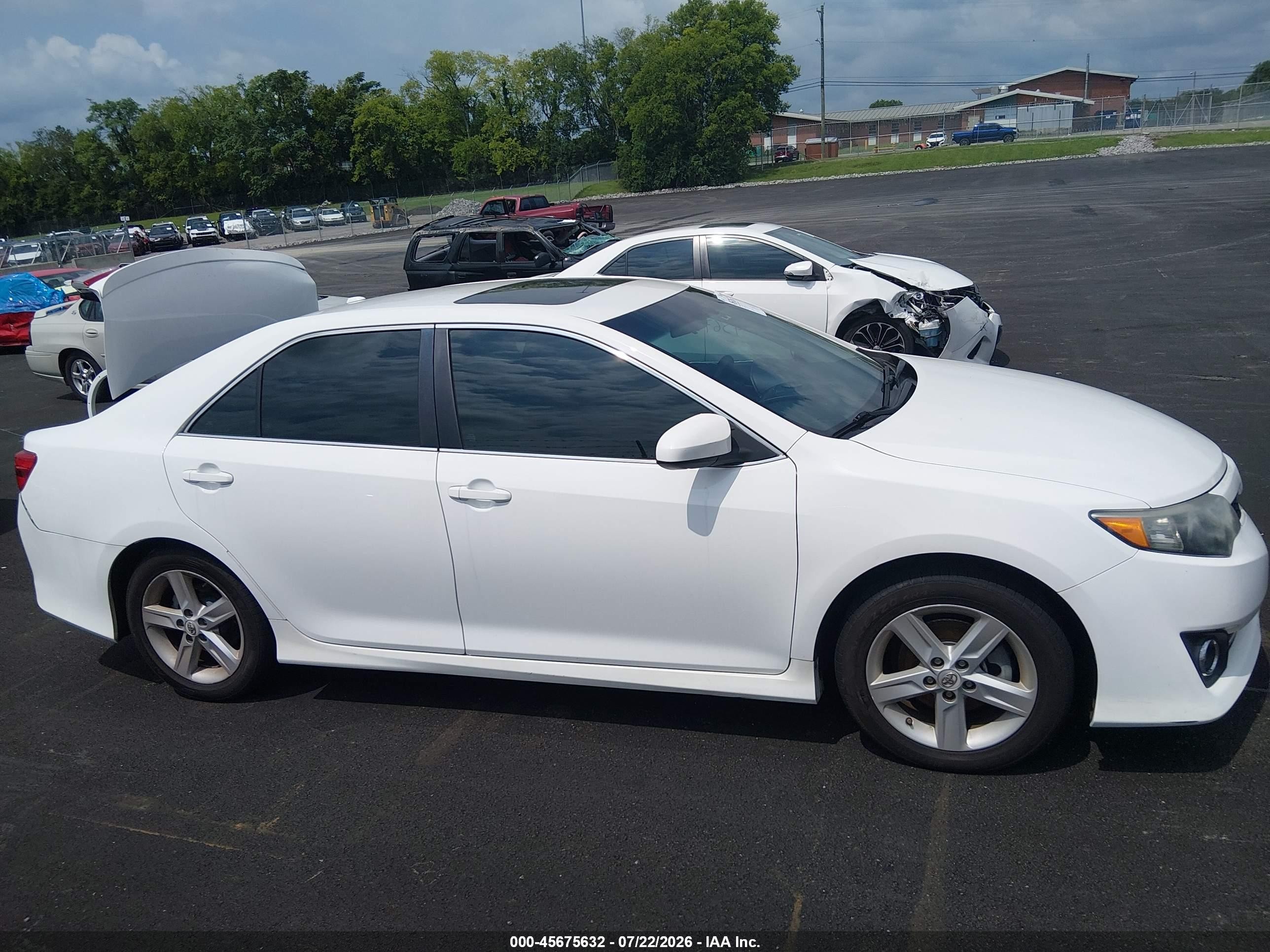 2013 Toyota Camry Se White vin: 4T1BF1FK9DU204912