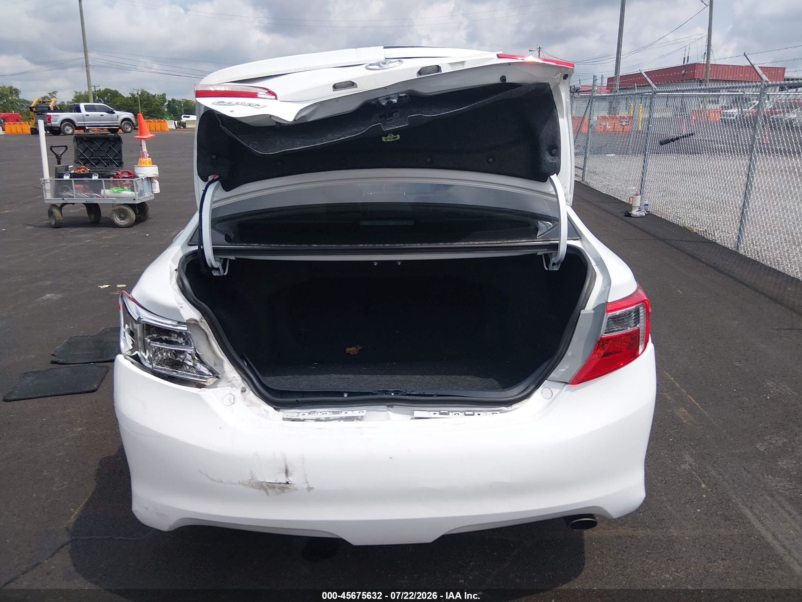 2013 Toyota Camry Se White vin: 4T1BF1FK9DU204912