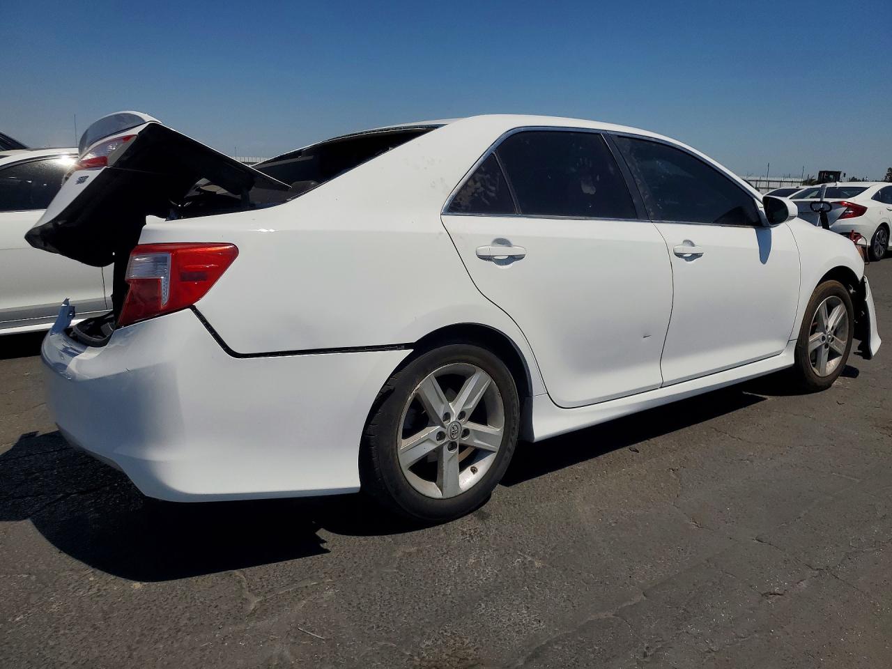 2013 Toyota Camry Se White vin: 4T1BF1FK9DU227705