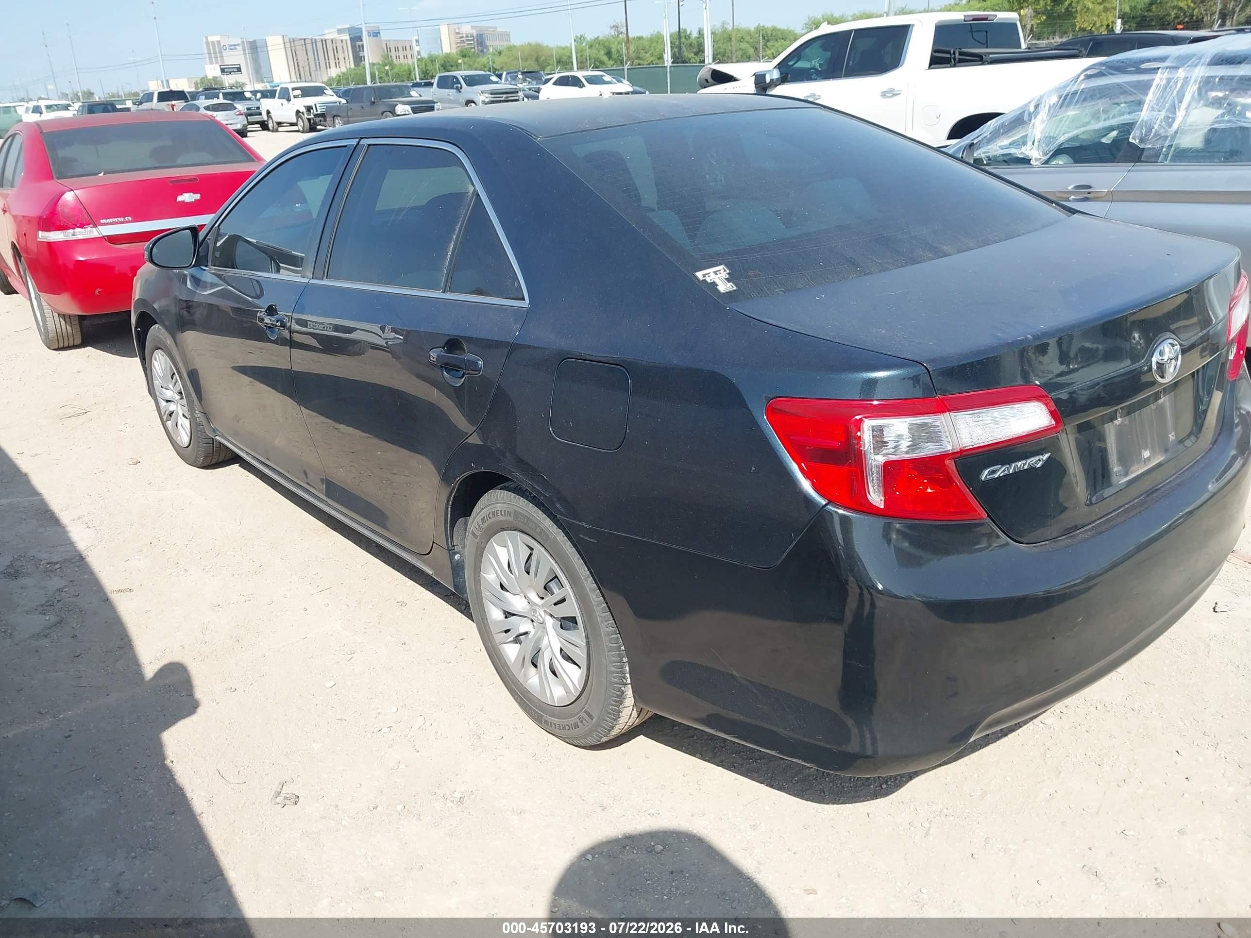 2013 Toyota Camry Le Black vin: 4T1BF1FK9DU260462