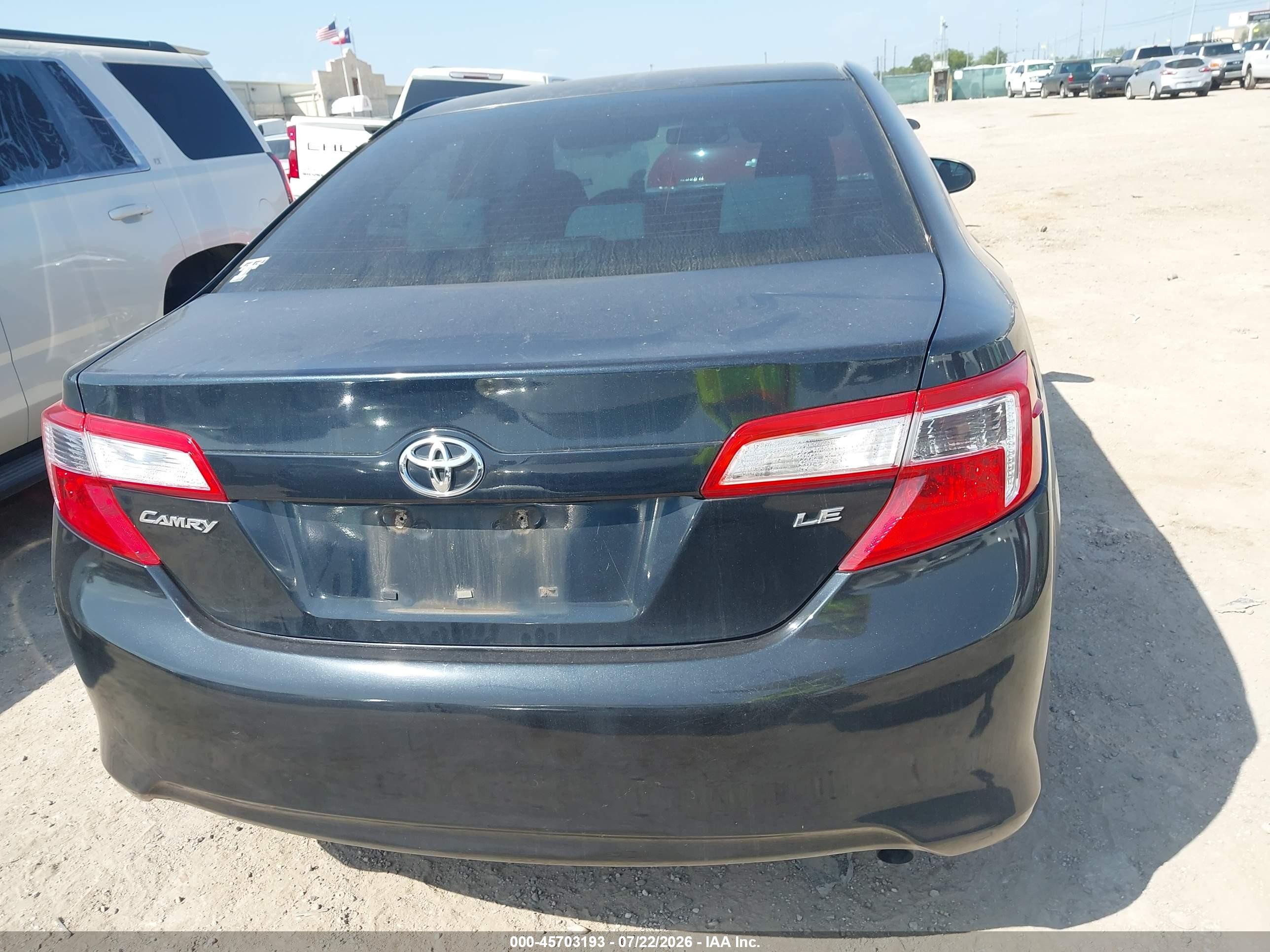 2013 Toyota Camry Le Black vin: 4T1BF1FK9DU260462