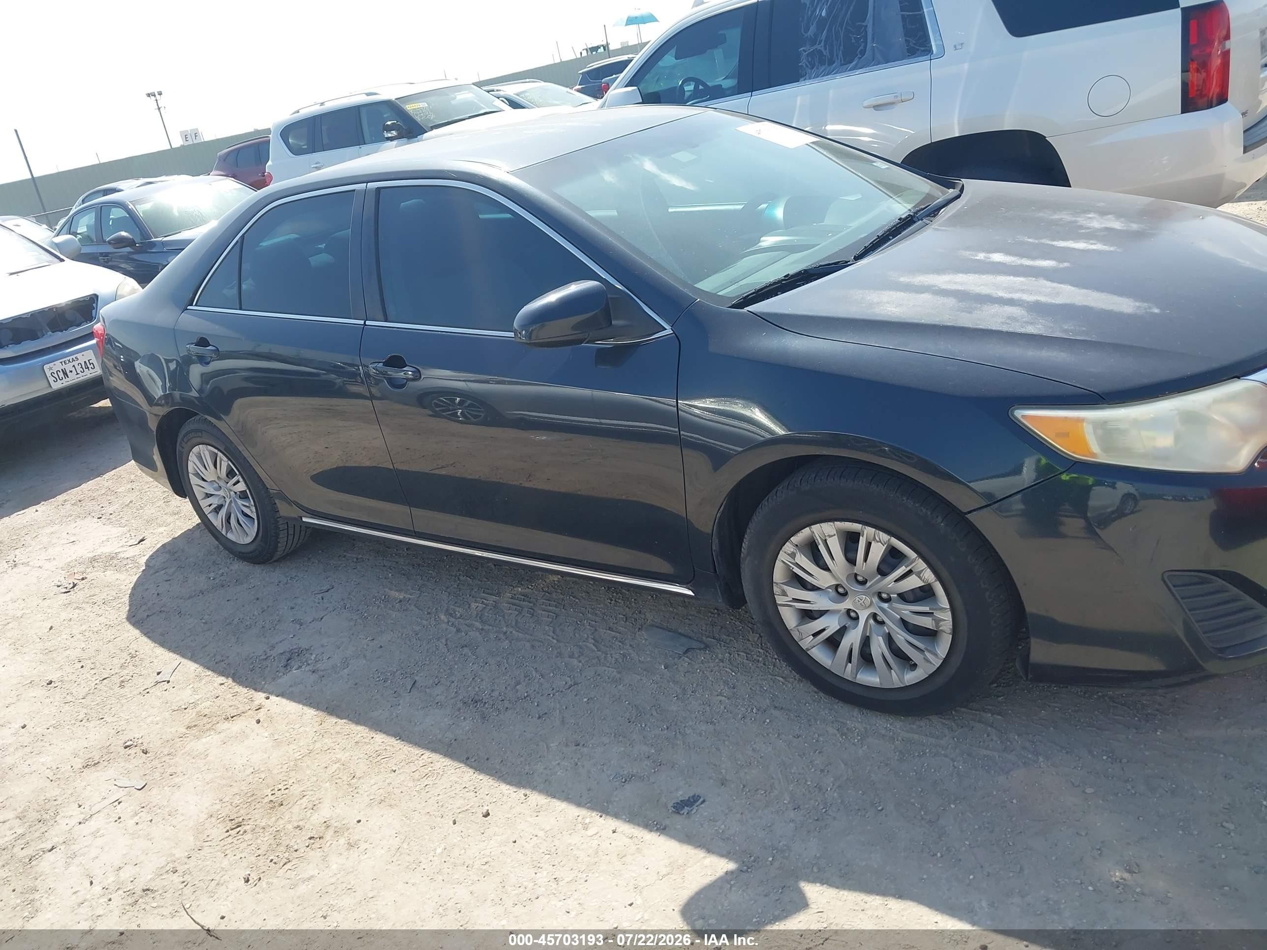 2013 Toyota Camry Le Black vin: 4T1BF1FK9DU260462