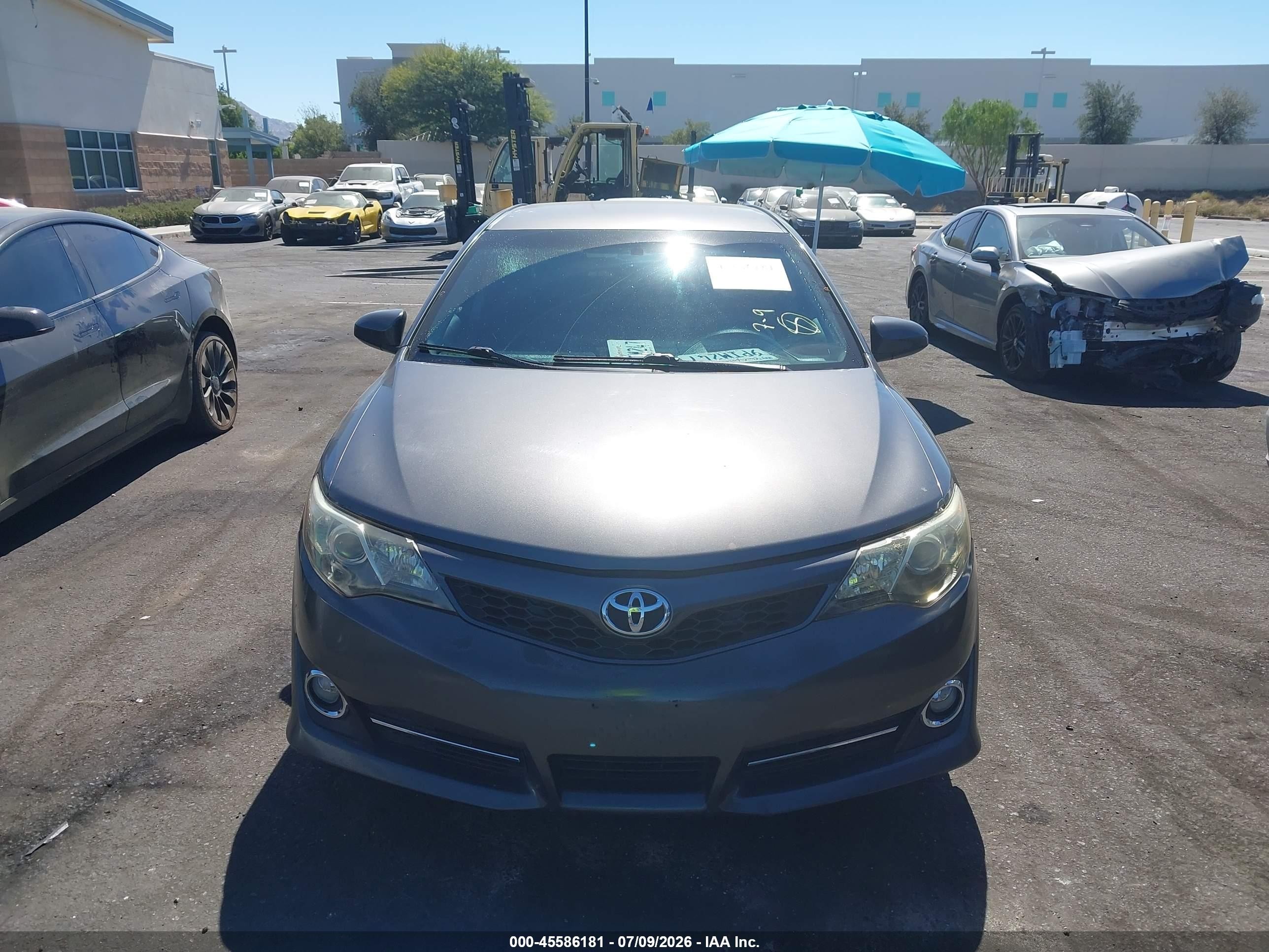 2013 Toyota Camry Se Серый vin: 4T1BF1FK9DU262468