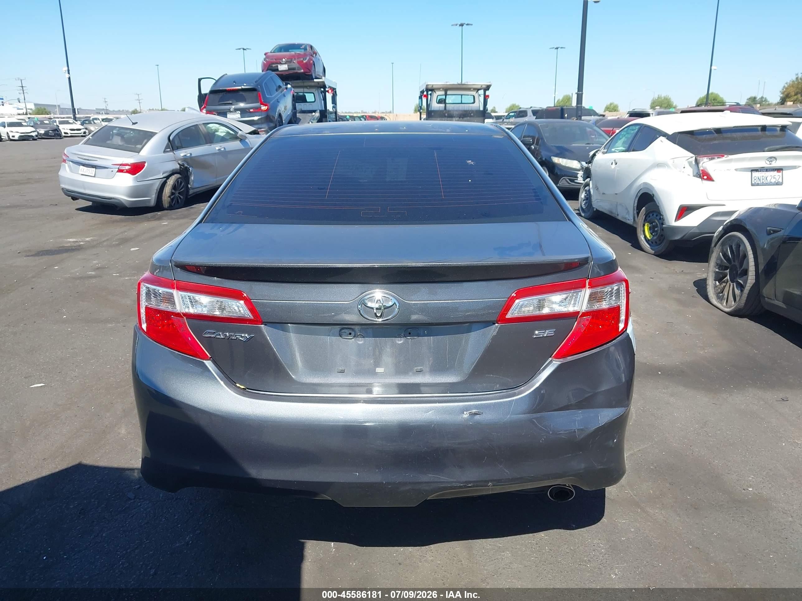 2013 Toyota Camry Se Серый vin: 4T1BF1FK9DU262468