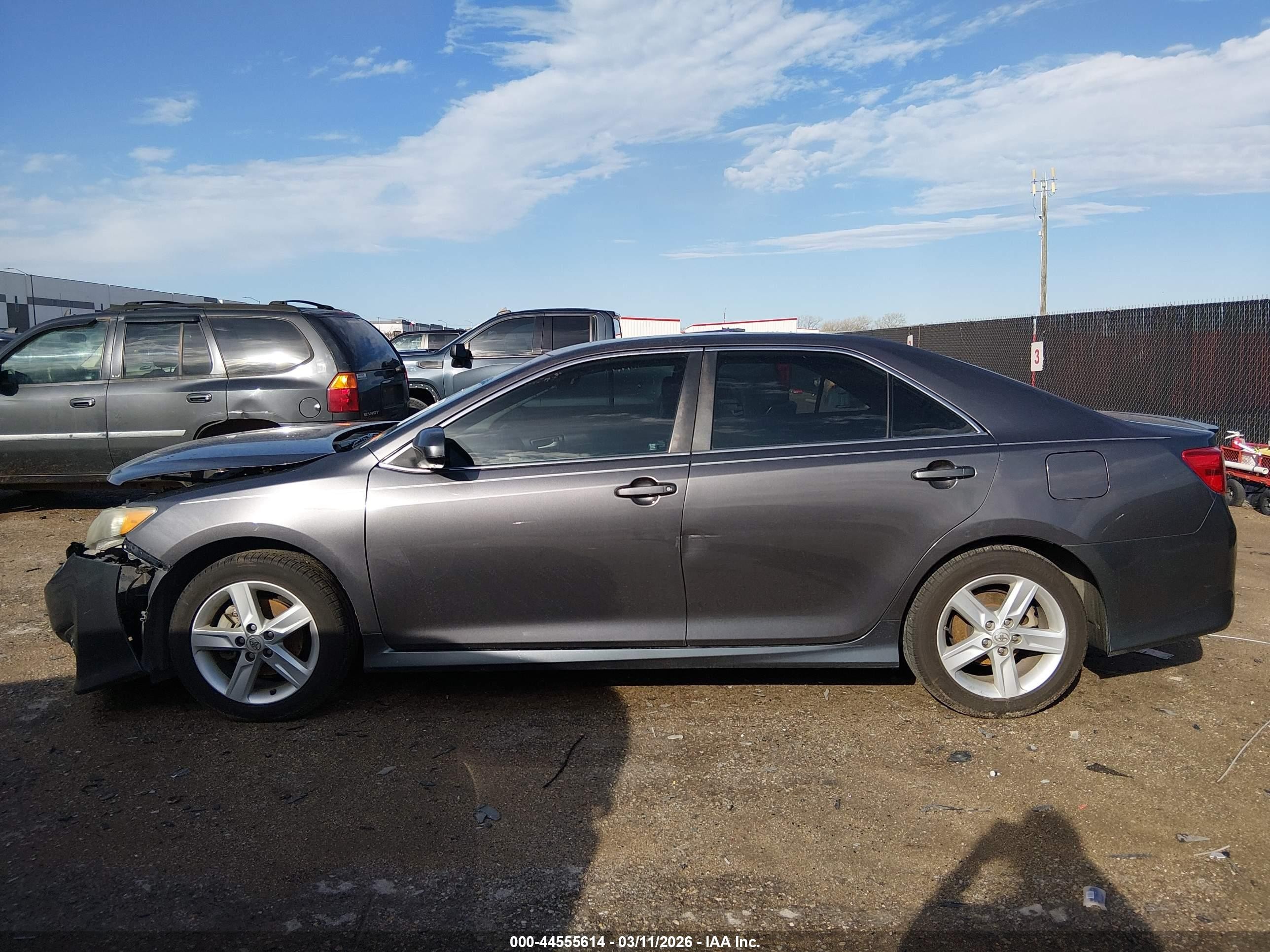 2013 Toyota Camry Se Gray vin: 4T1BF1FK9DU277293