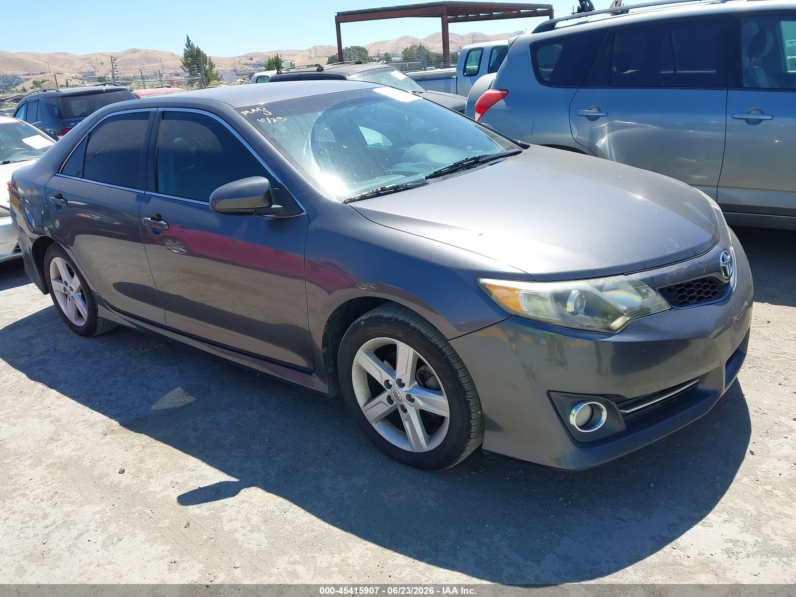 2013 Toyota Camry Se Gray vin: 4T1BF1FK9DU281473