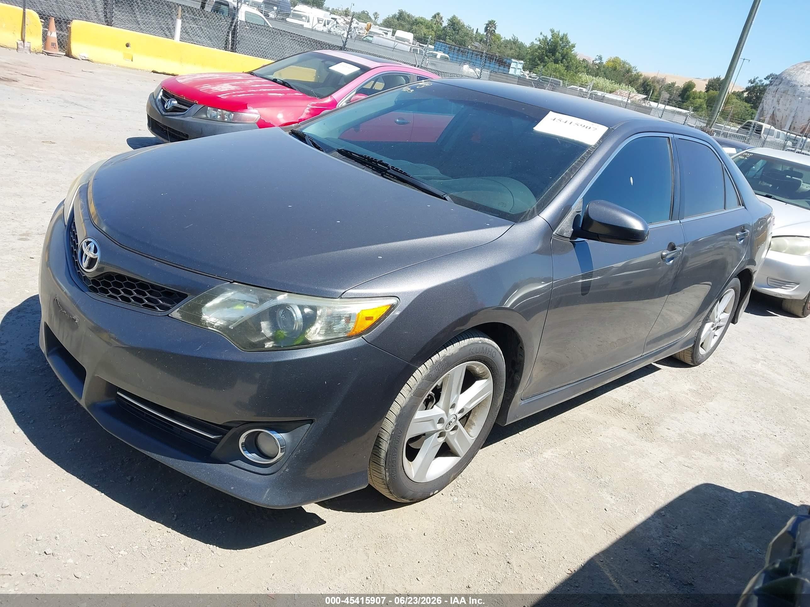 2013 Toyota Camry Se Gray vin: 4T1BF1FK9DU281473