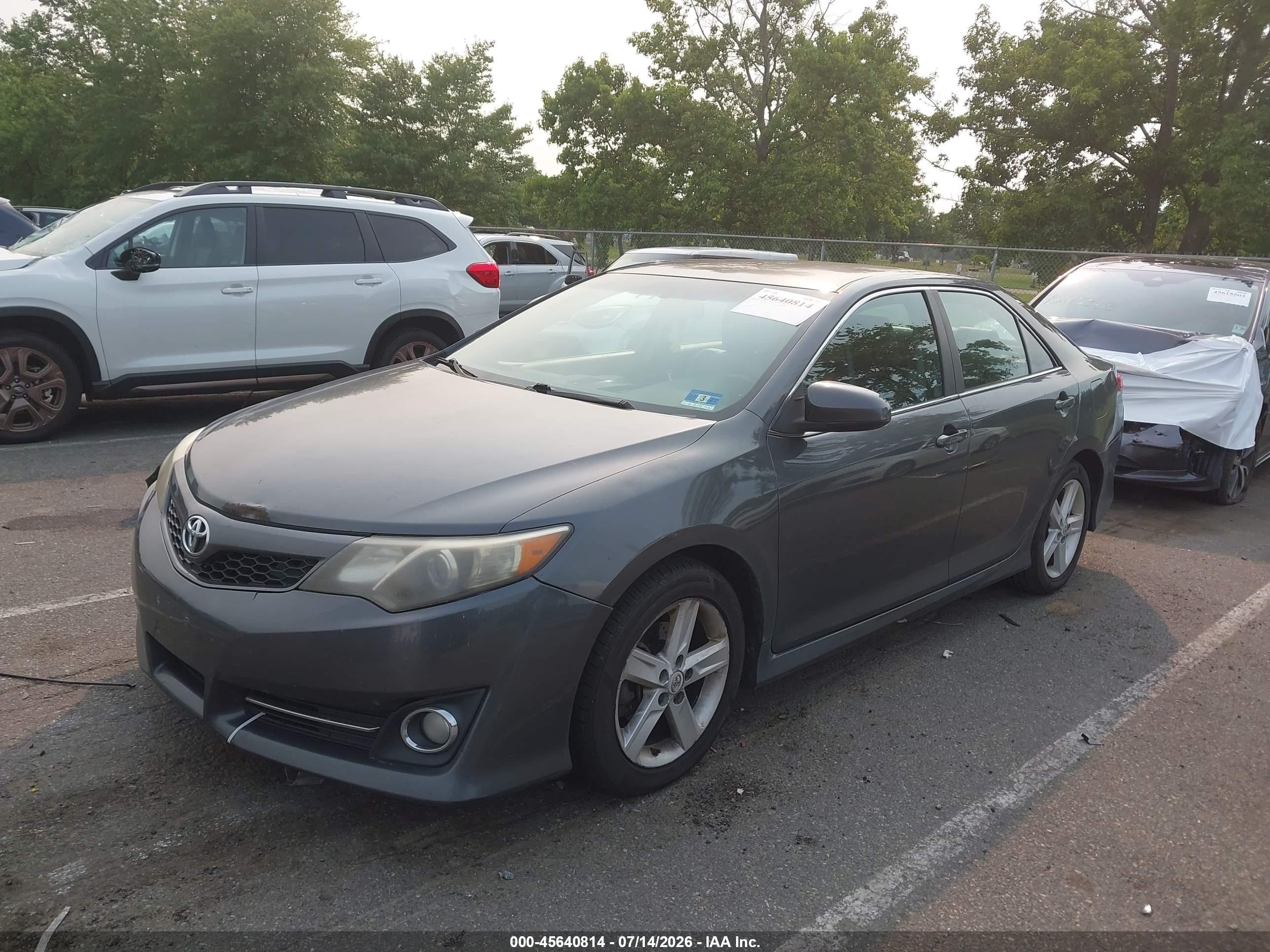 2013 Toyota Camry Se Gray vin: 4T1BF1FK9DU638098
