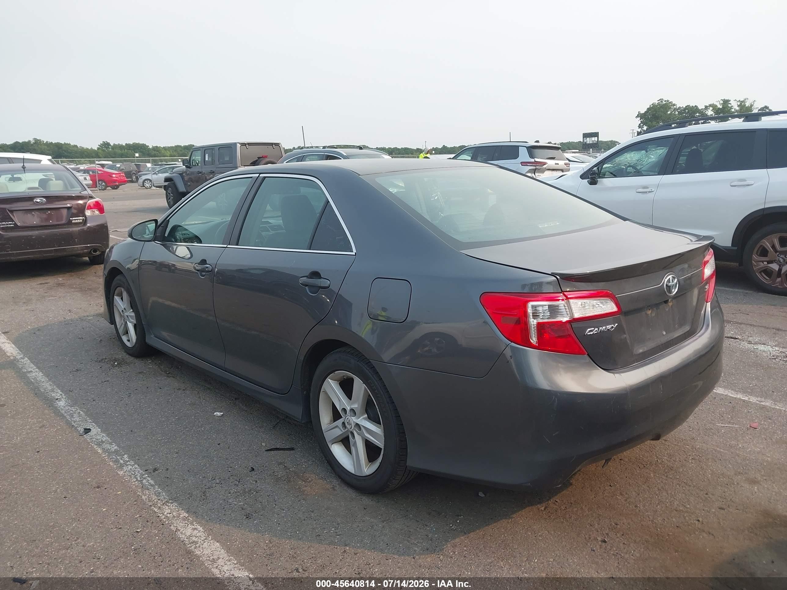 2013 Toyota Camry Se Gray vin: 4T1BF1FK9DU638098