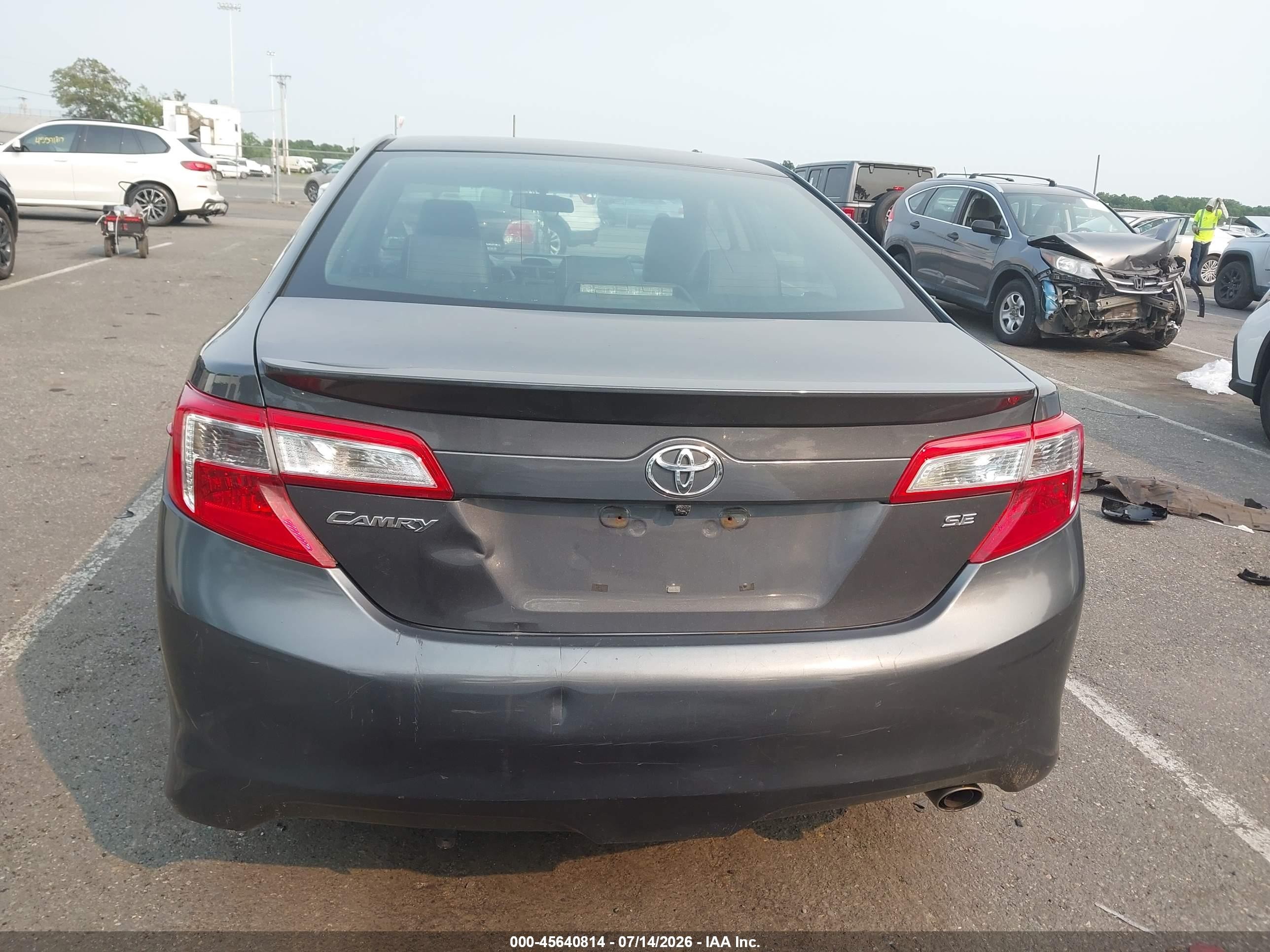 2013 Toyota Camry Se Gray vin: 4T1BF1FK9DU638098
