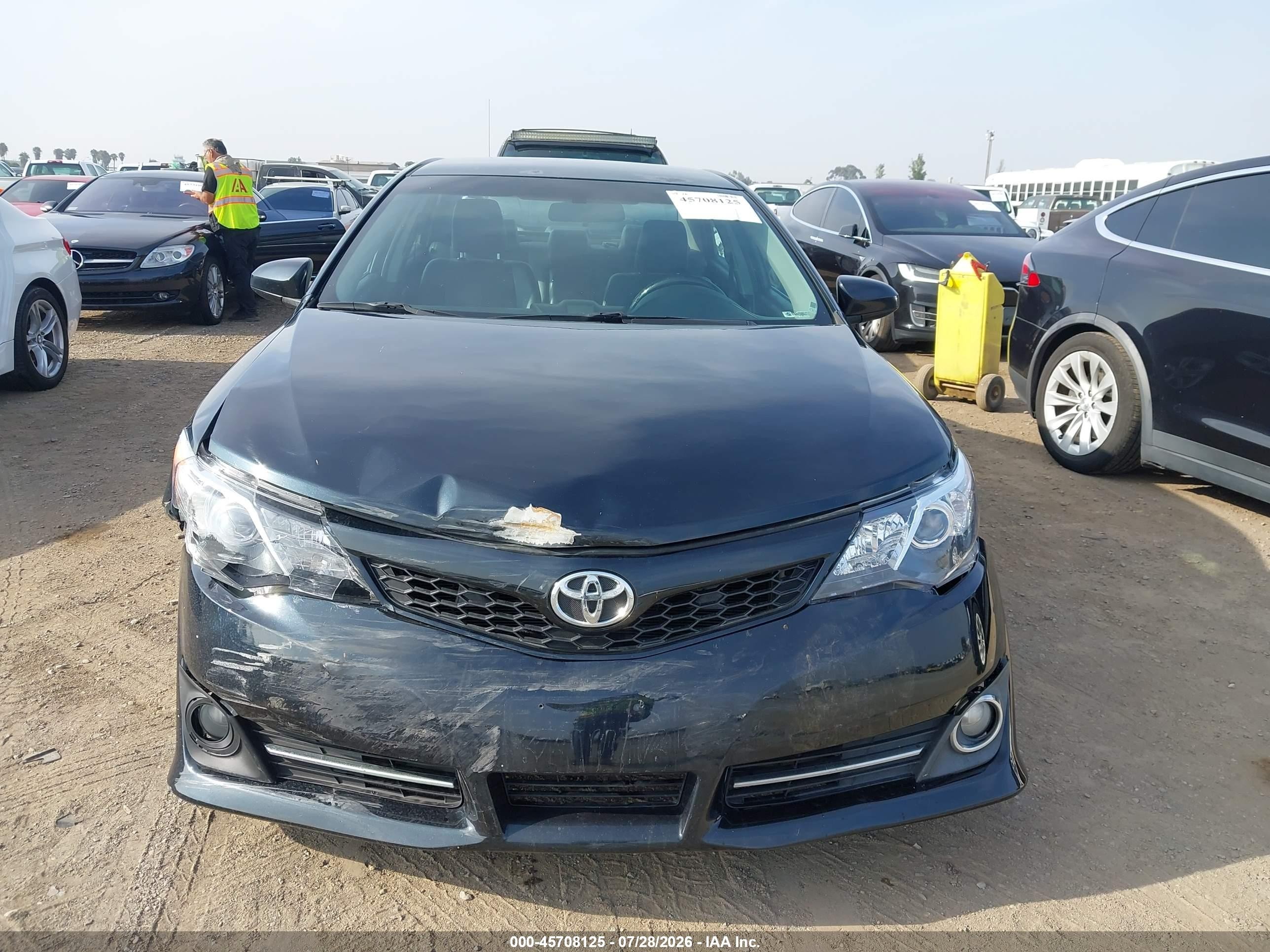 2013 Toyota Camry Se Dark Blue vin: 4T1BF1FK9DU657847
