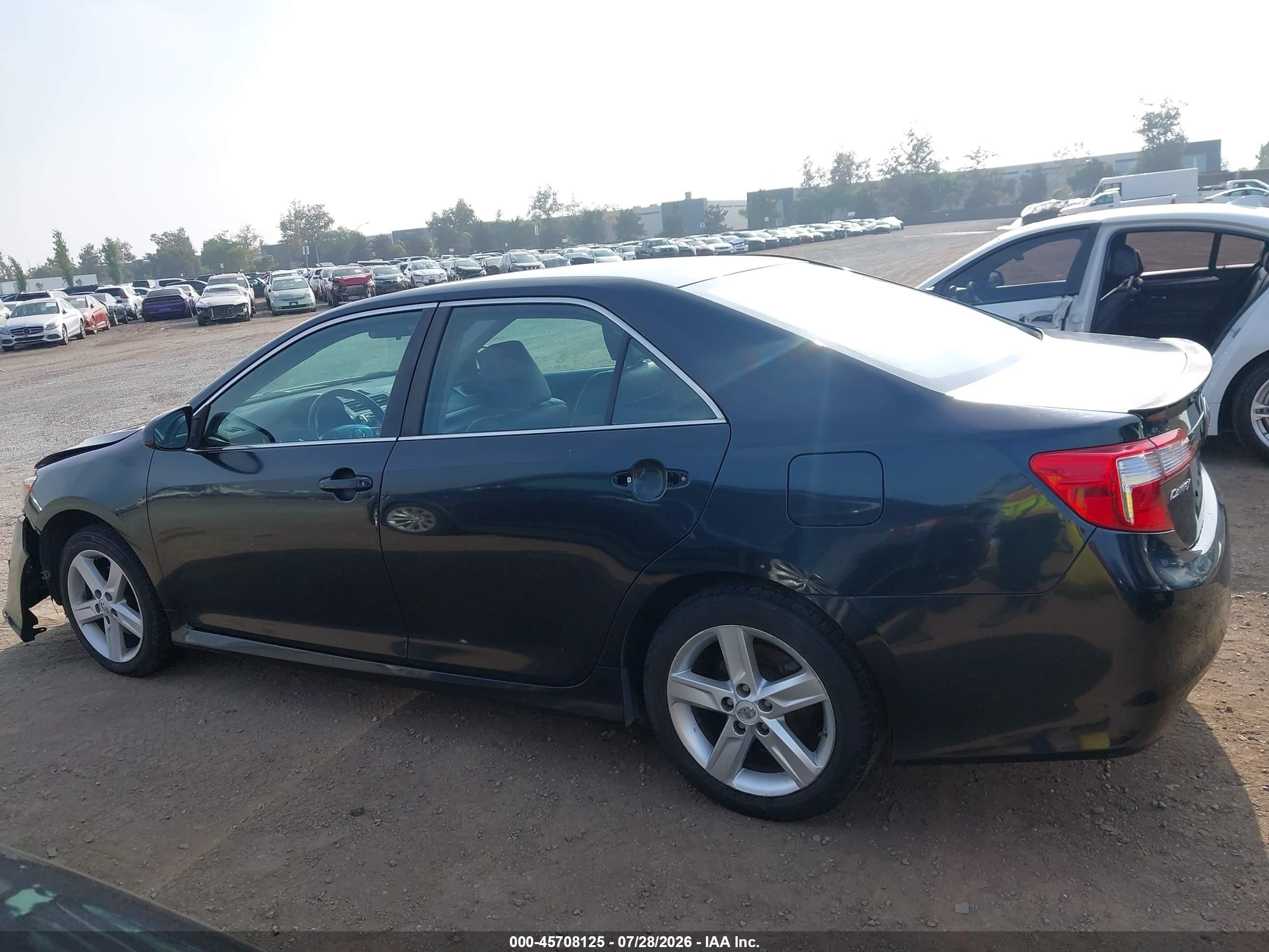 2013 Toyota Camry Se Dark Blue vin: 4T1BF1FK9DU657847