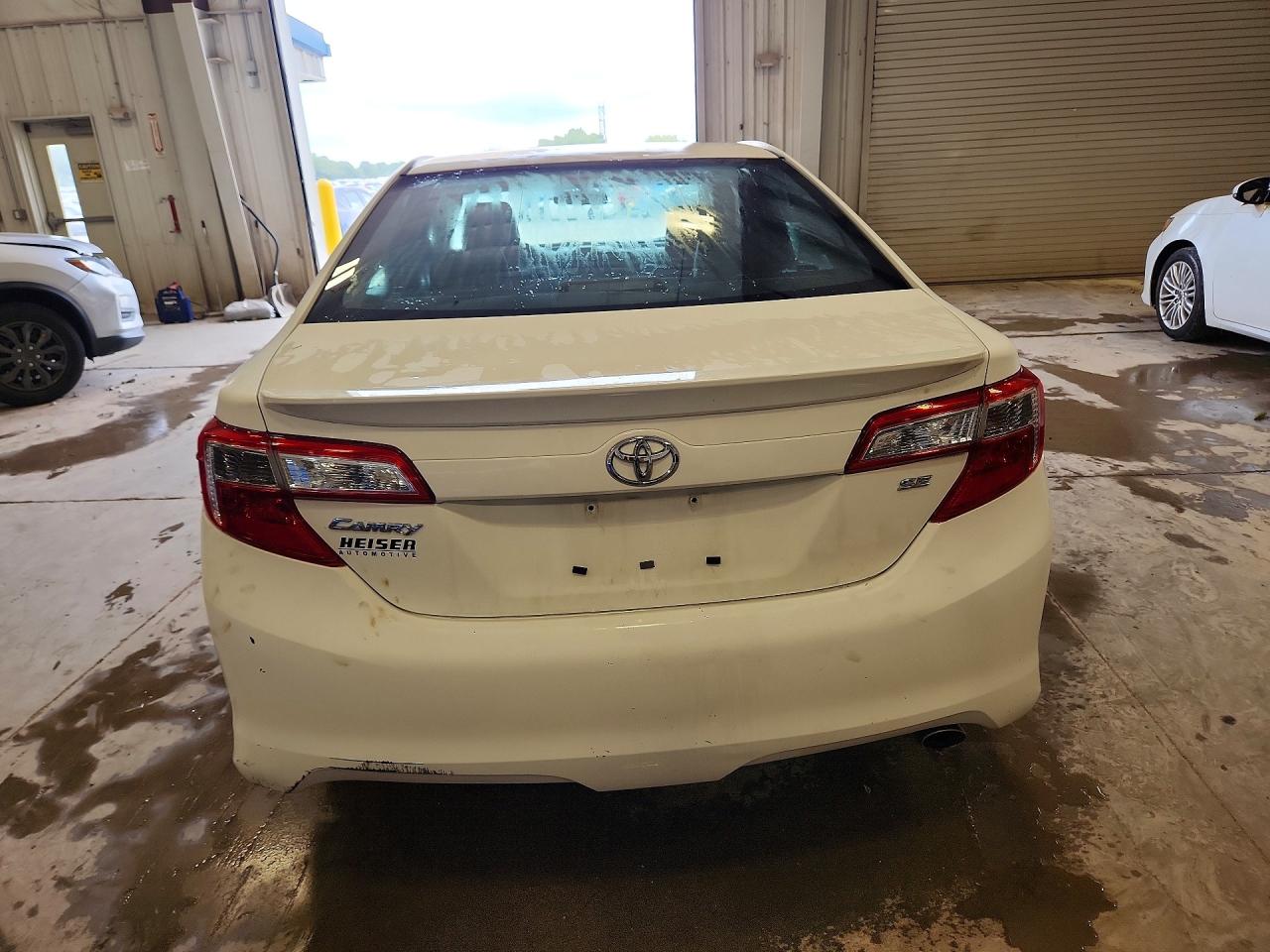2013 Toyota Camry Se Белый vin: 4T1BF1FK9DU672669