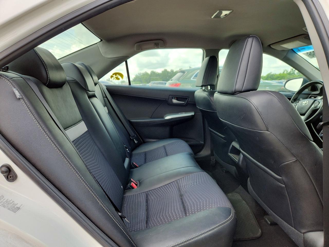 2013 Toyota Camry Se White vin: 4T1BF1FK9DU672929