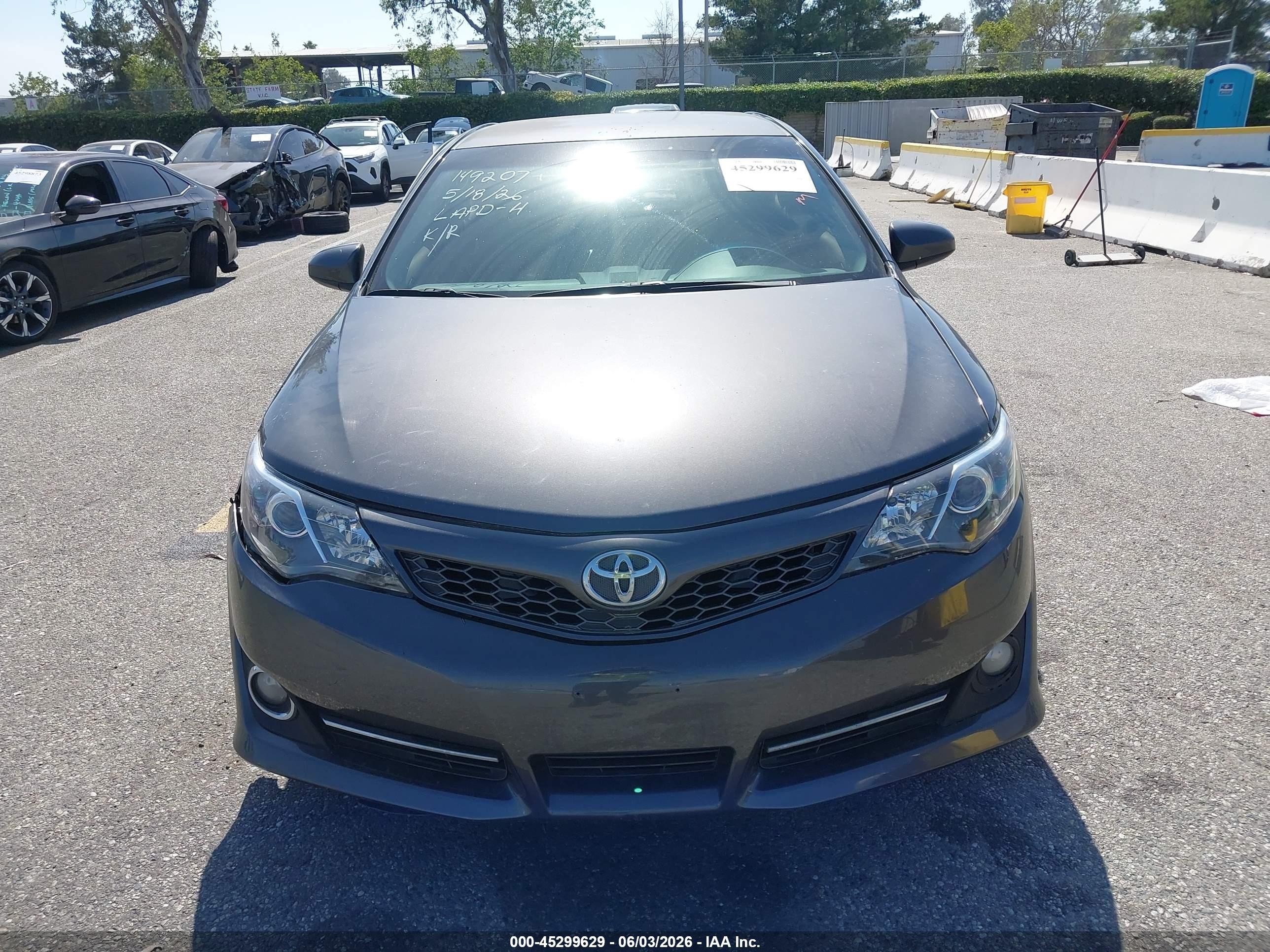 2013 Toyota Camry Se Серый vin: 4T1BF1FK9DU675412