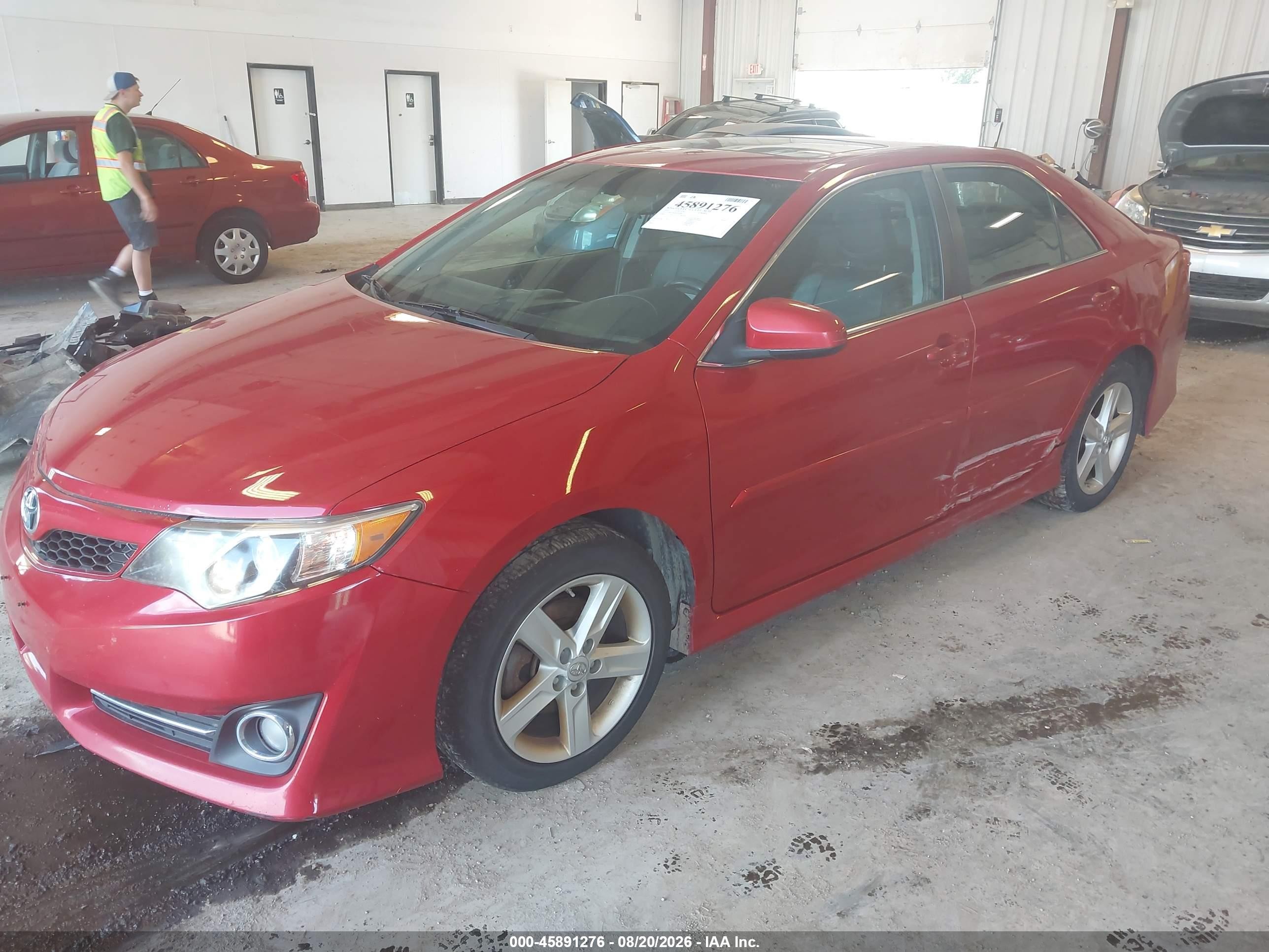 2013 Toyota Camry Se Red vin: 4T1BF1FK9DU697085