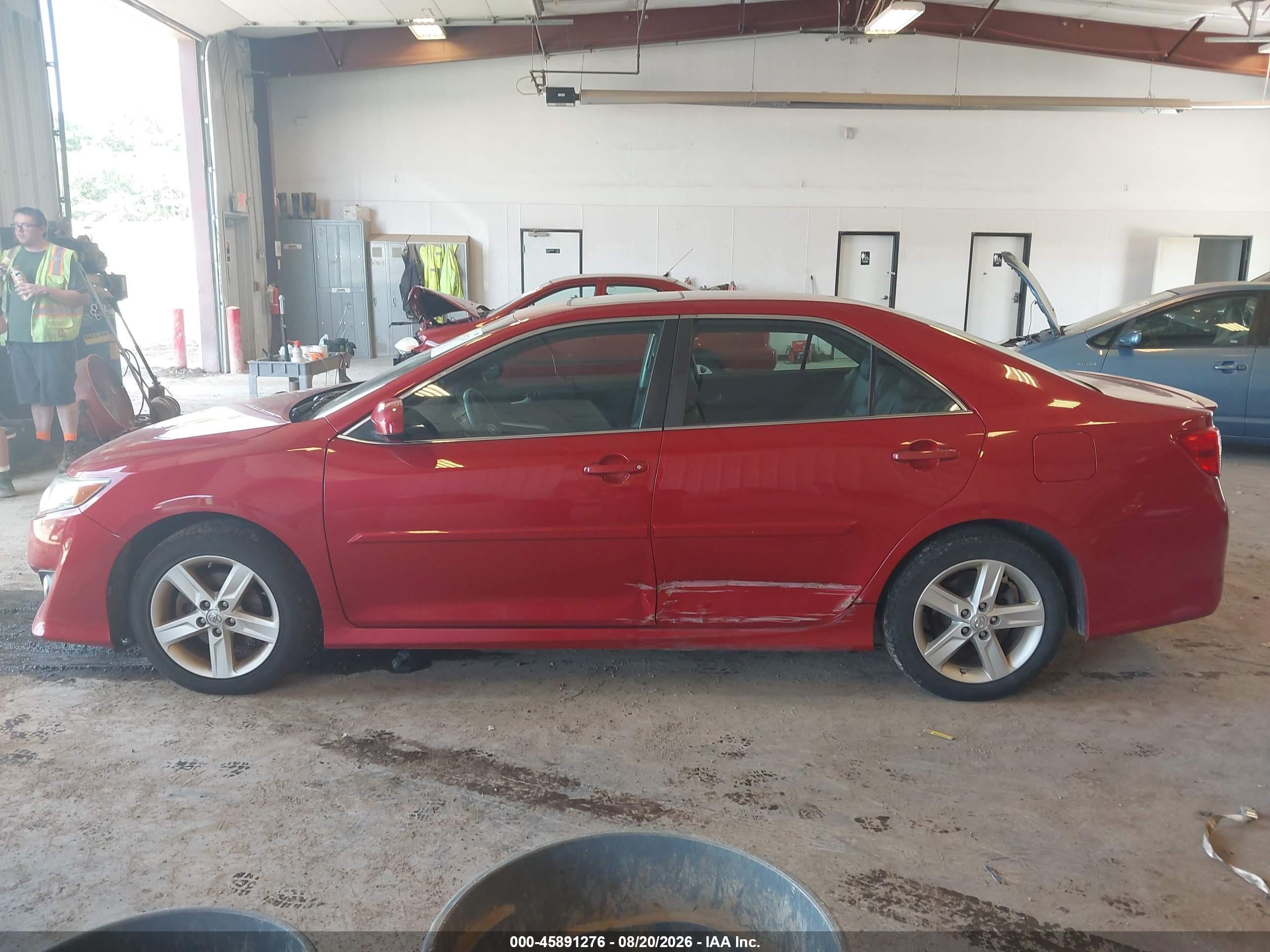 2013 Toyota Camry Se Red vin: 4T1BF1FK9DU697085