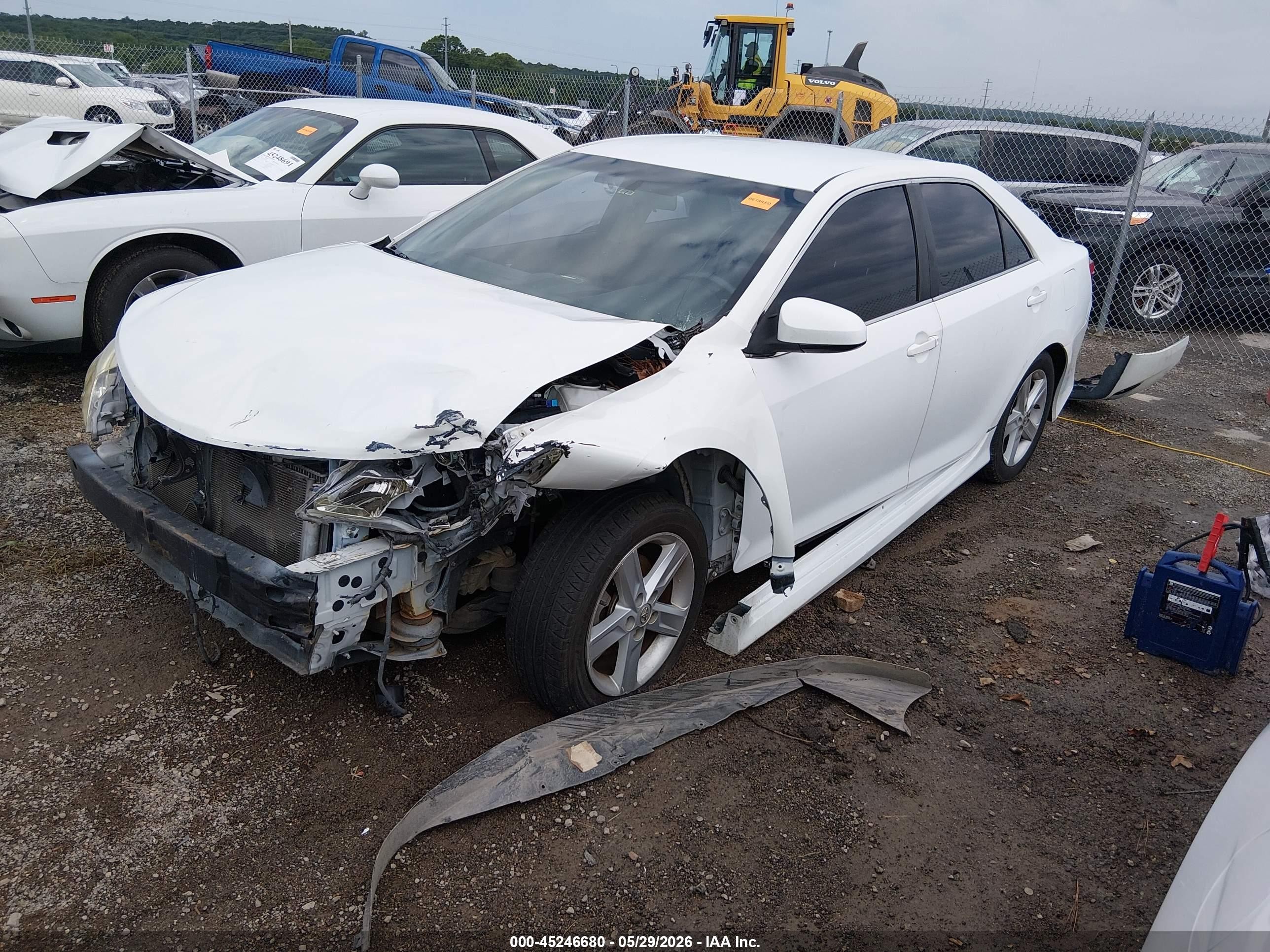 2013 Toyota Camry Se White vin: 4T1BF1FK9DU709705