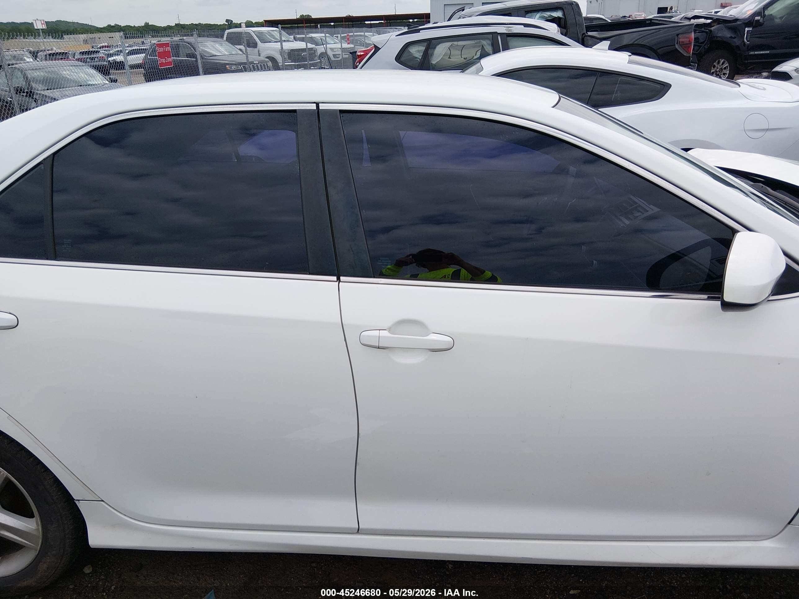 2013 Toyota Camry Se White vin: 4T1BF1FK9DU709705