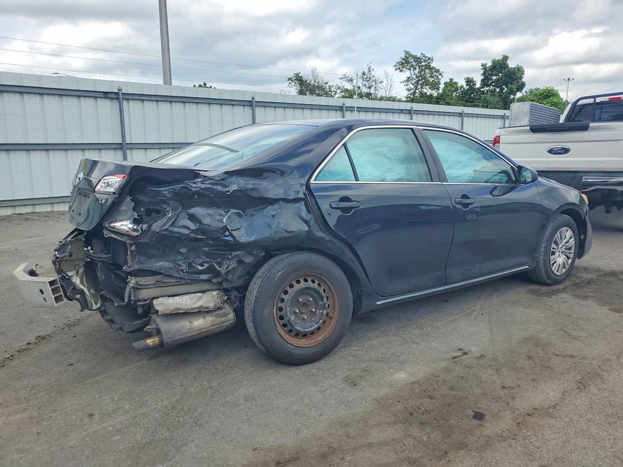 2013 Toyota Camry Le Black vin: 4T1BF1FK9DU710482