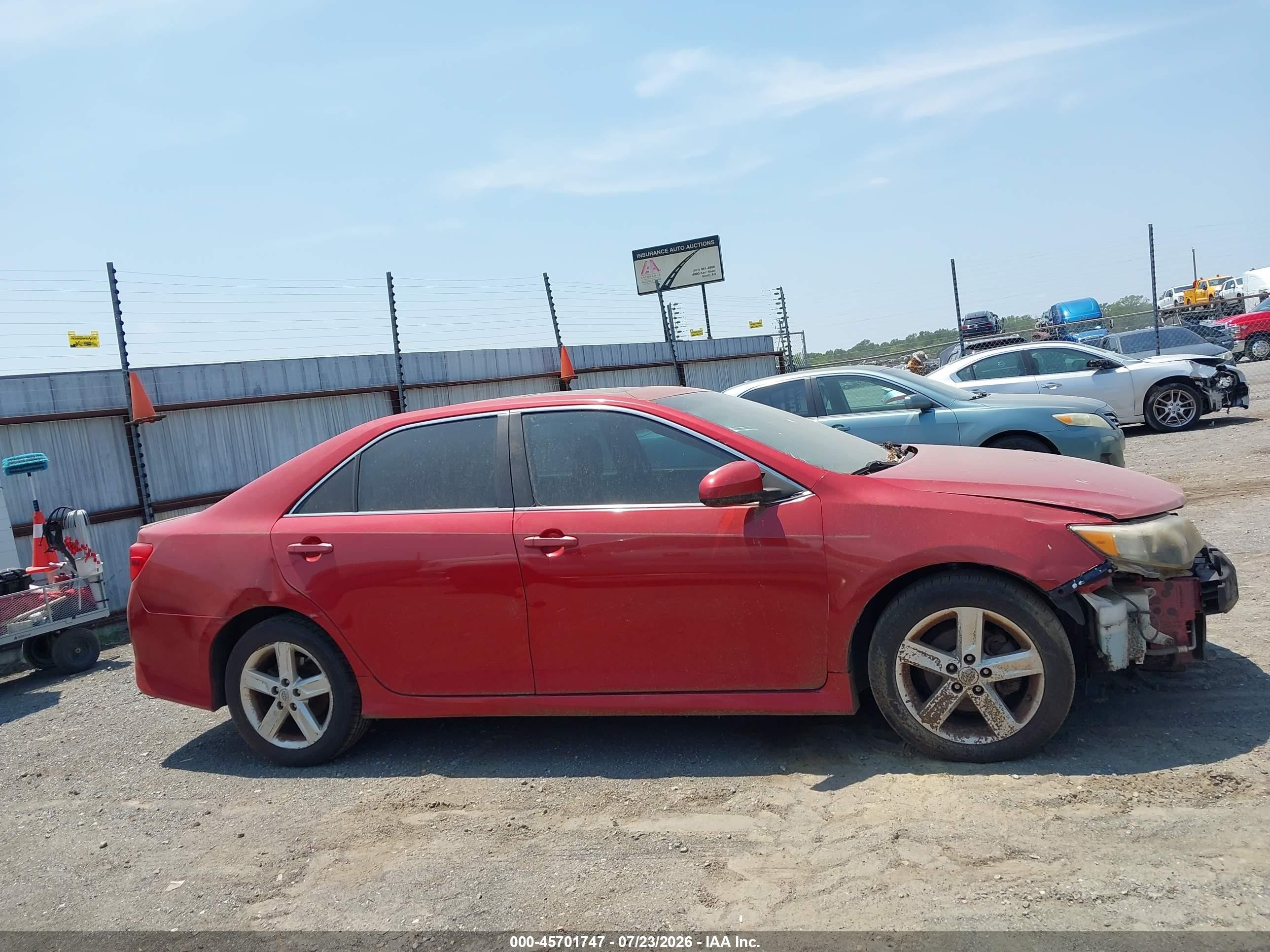 2013 Toyota Camry Se Red vin: 4T1BF1FK9DU713835