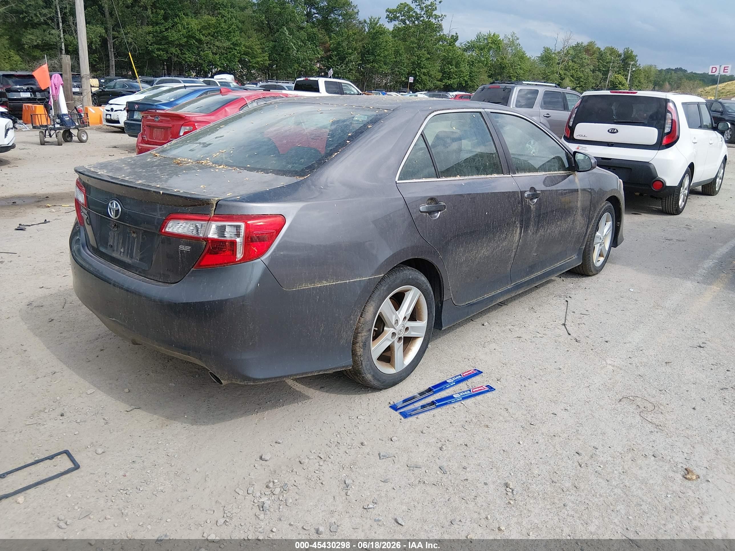 2013 Toyota Camry Se Gray vin: 4T1BF1FK9DU719926