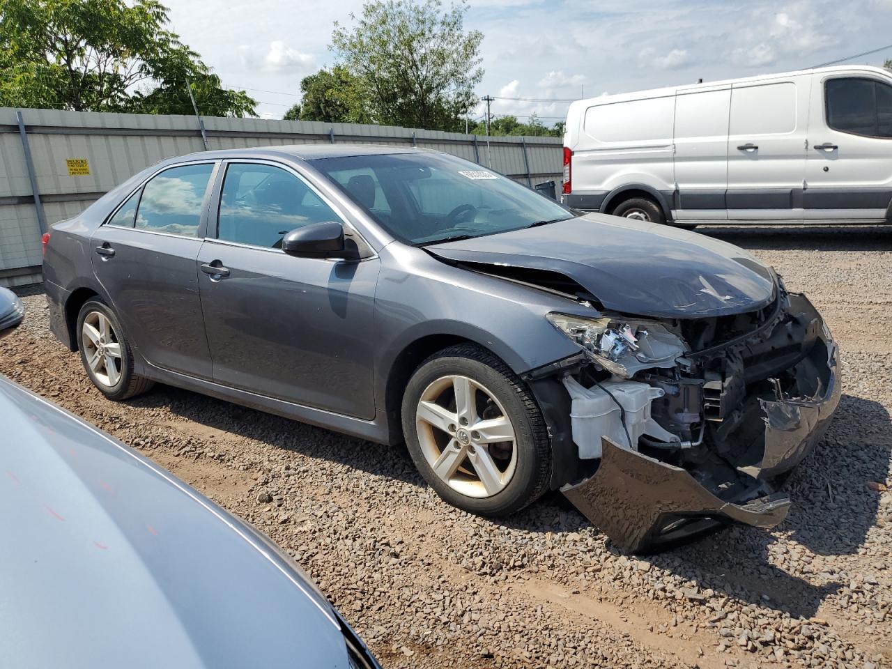 2014 Toyota Camry L Gray vin: 4T1BF1FK9EU301349