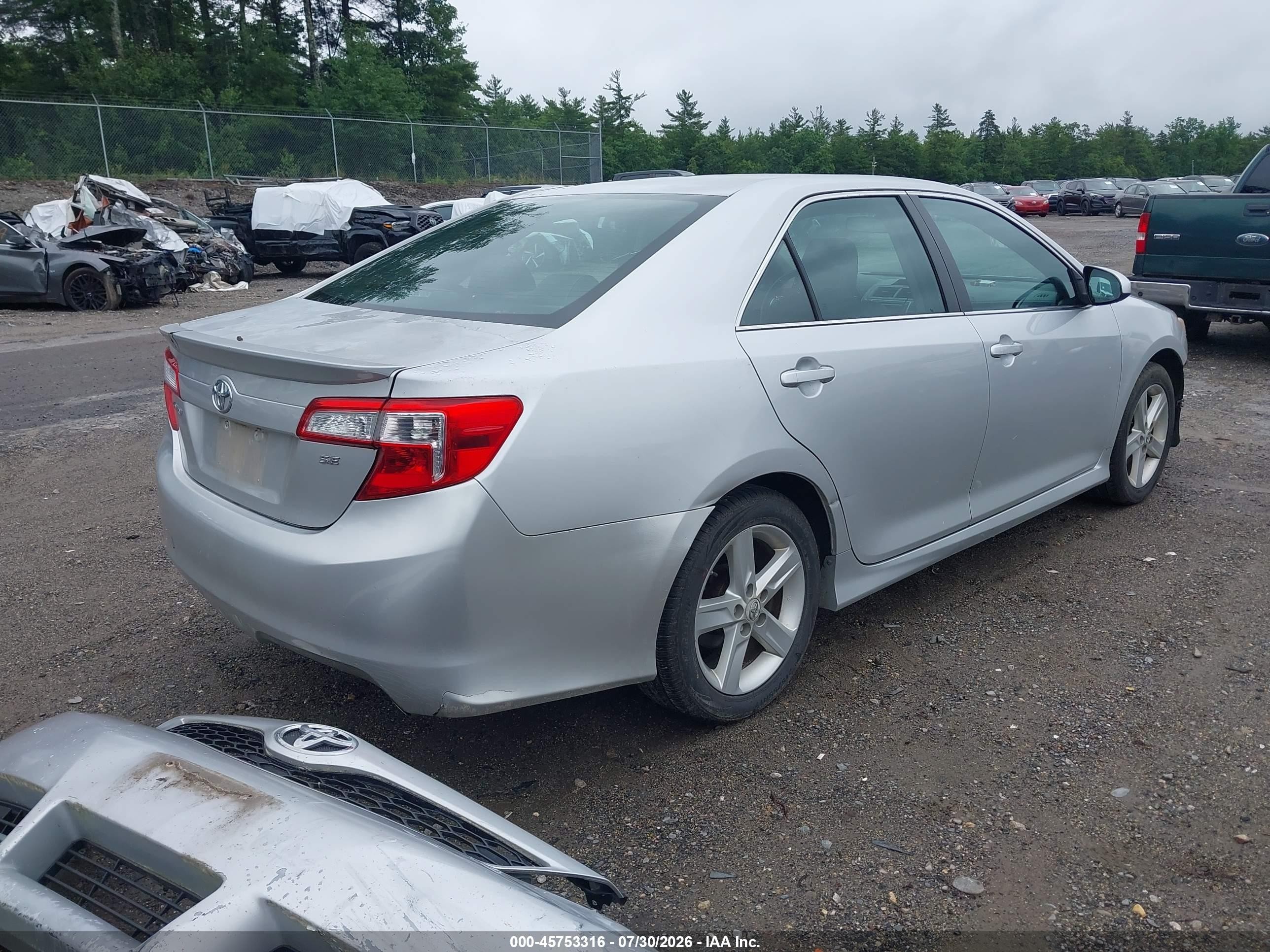 2014 Toyota Camry Se Silver vin: 4T1BF1FK9EU330625
