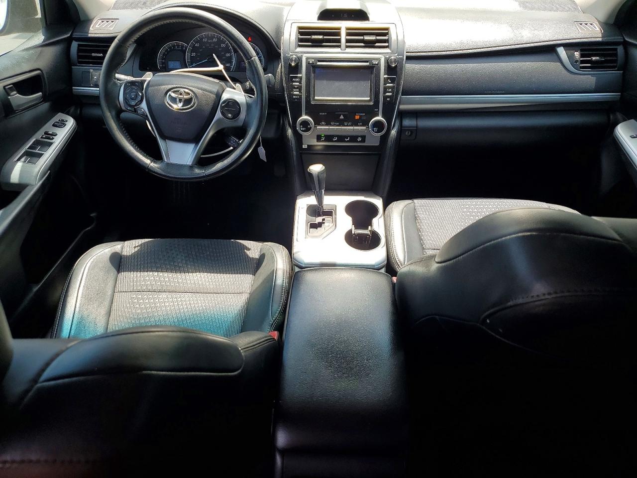 2014 Toyota Camry Se Белый vin: 4T1BF1FK9EU333380
