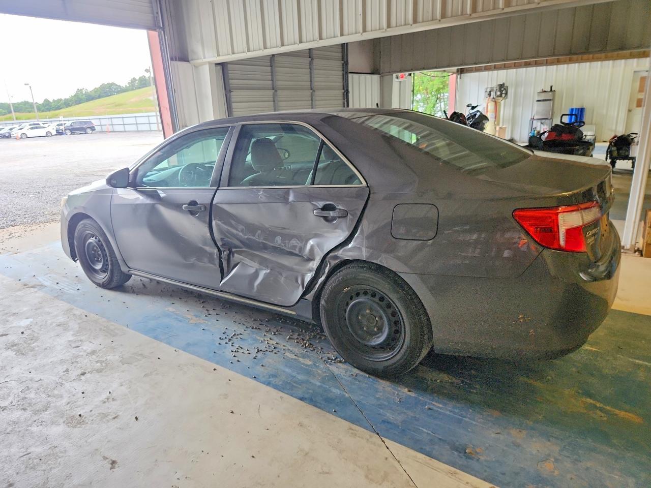2014 Toyota Camry Le Gray vin: 4T1BF1FK9EU343763